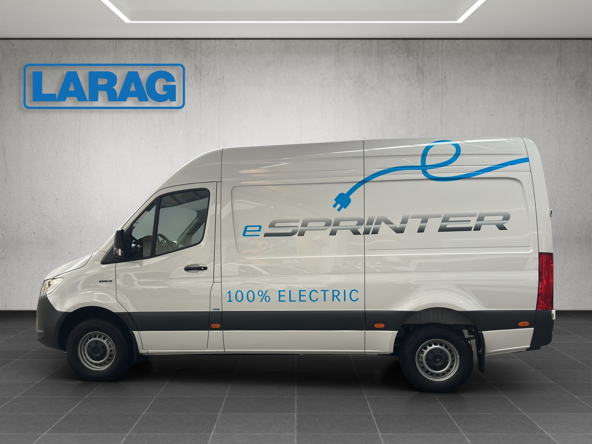 MERCEDES-BENZ eSprinter 420 56kWh Standard Hoch Pro-image-2