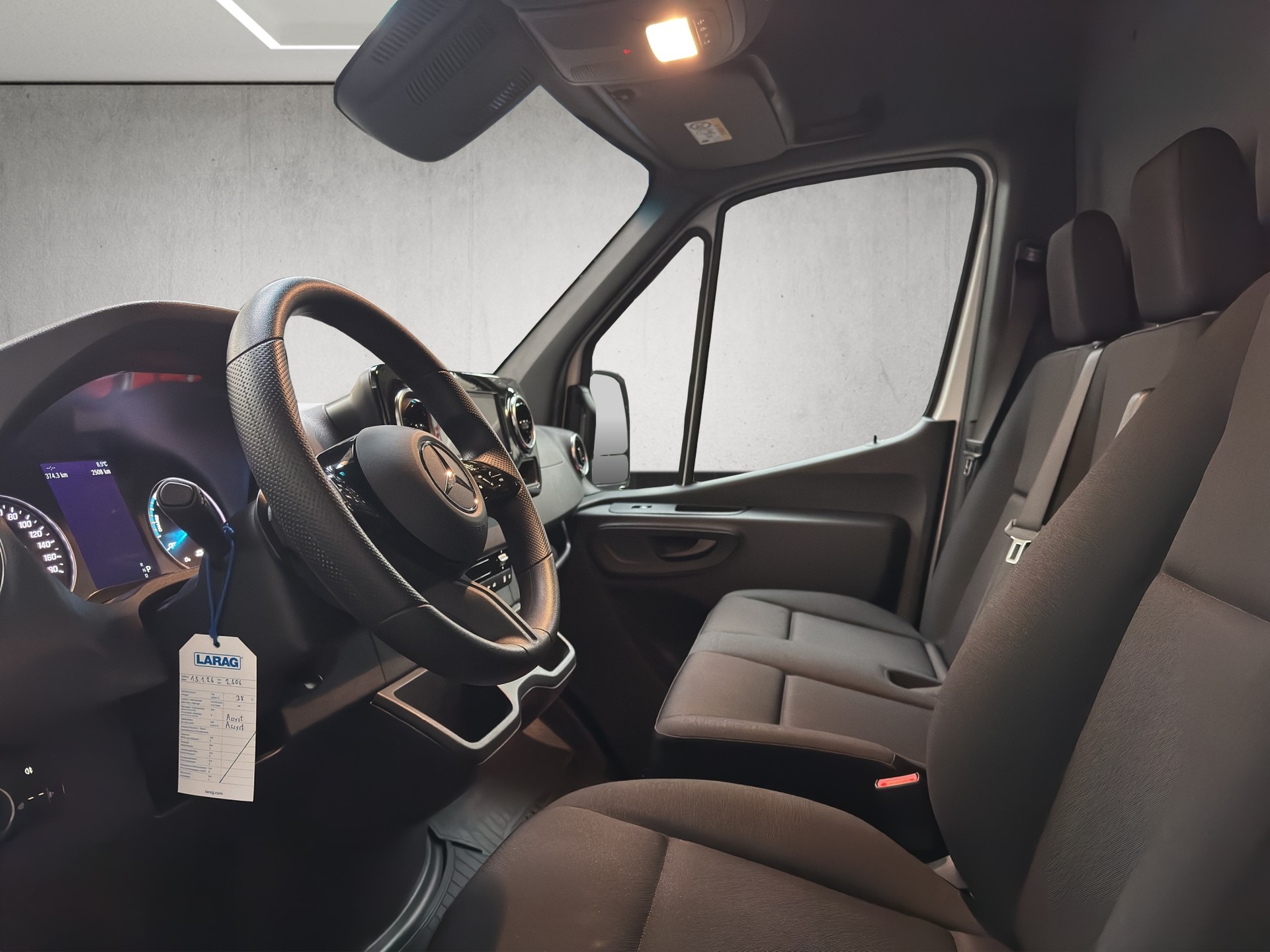 MERCEDES-BENZ eSprinter 420 56kWh Standard Hoch Pro-image-6