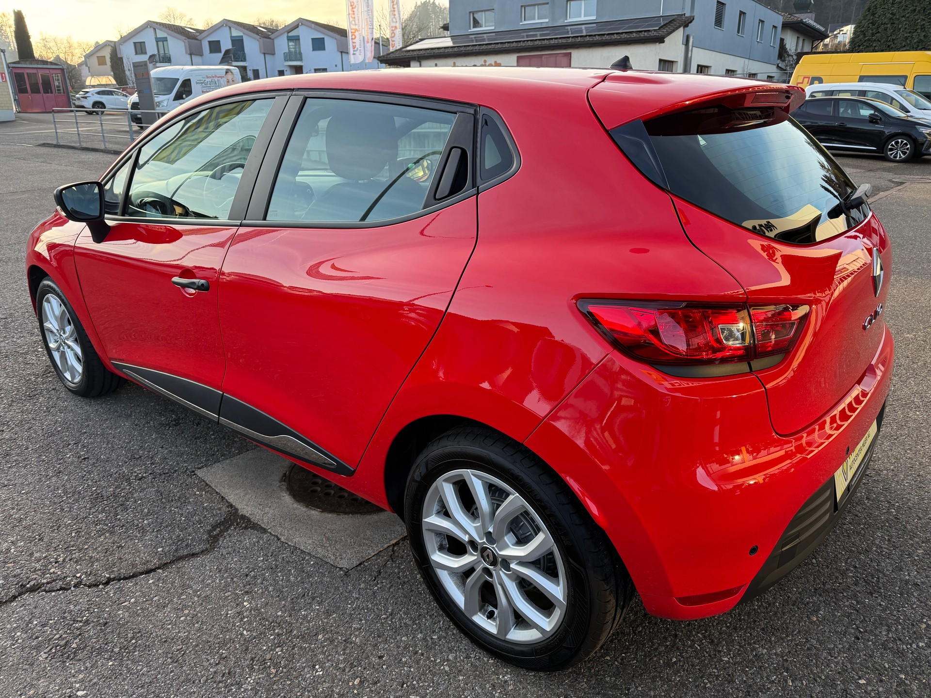 RENAULT Clio 1.5 dCi Business Line EDC-image-3