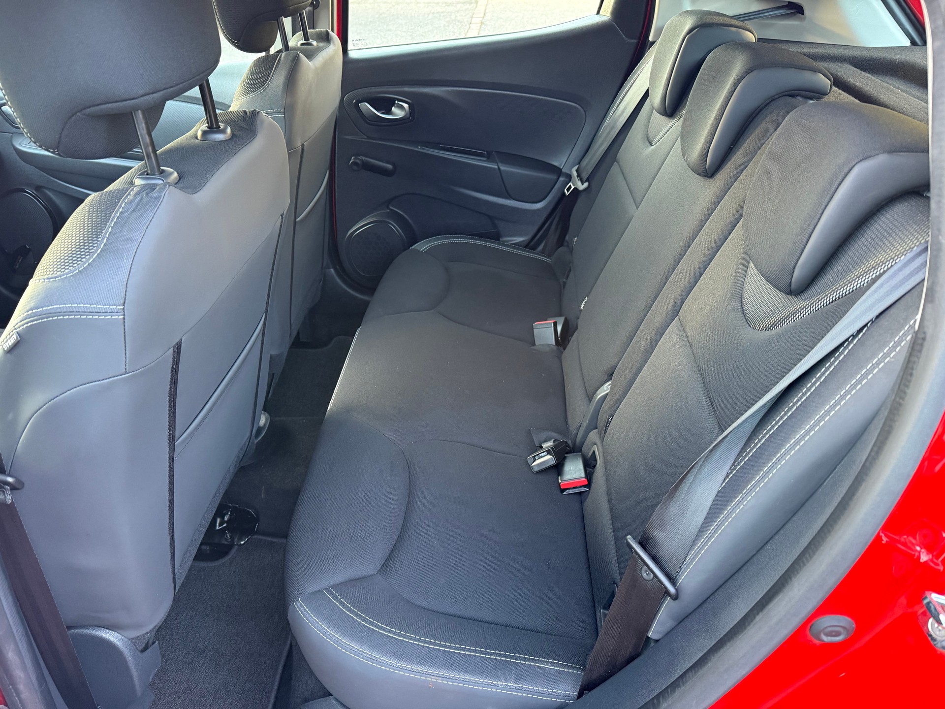 RENAULT Clio 1.5 dCi Business Line EDC-image-10
