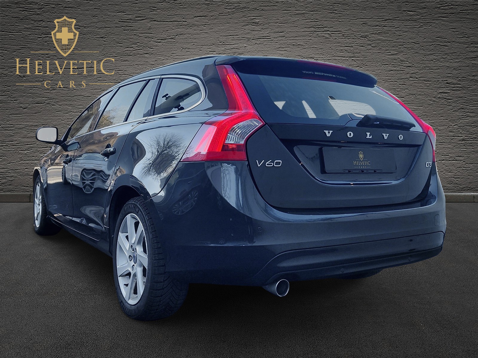 VOLVO V60 D3 Geartronic-image-1