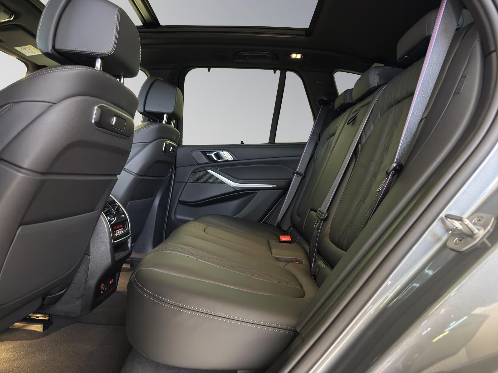 BMW X5 50e xDrive M-SportPaket Pro-image-16