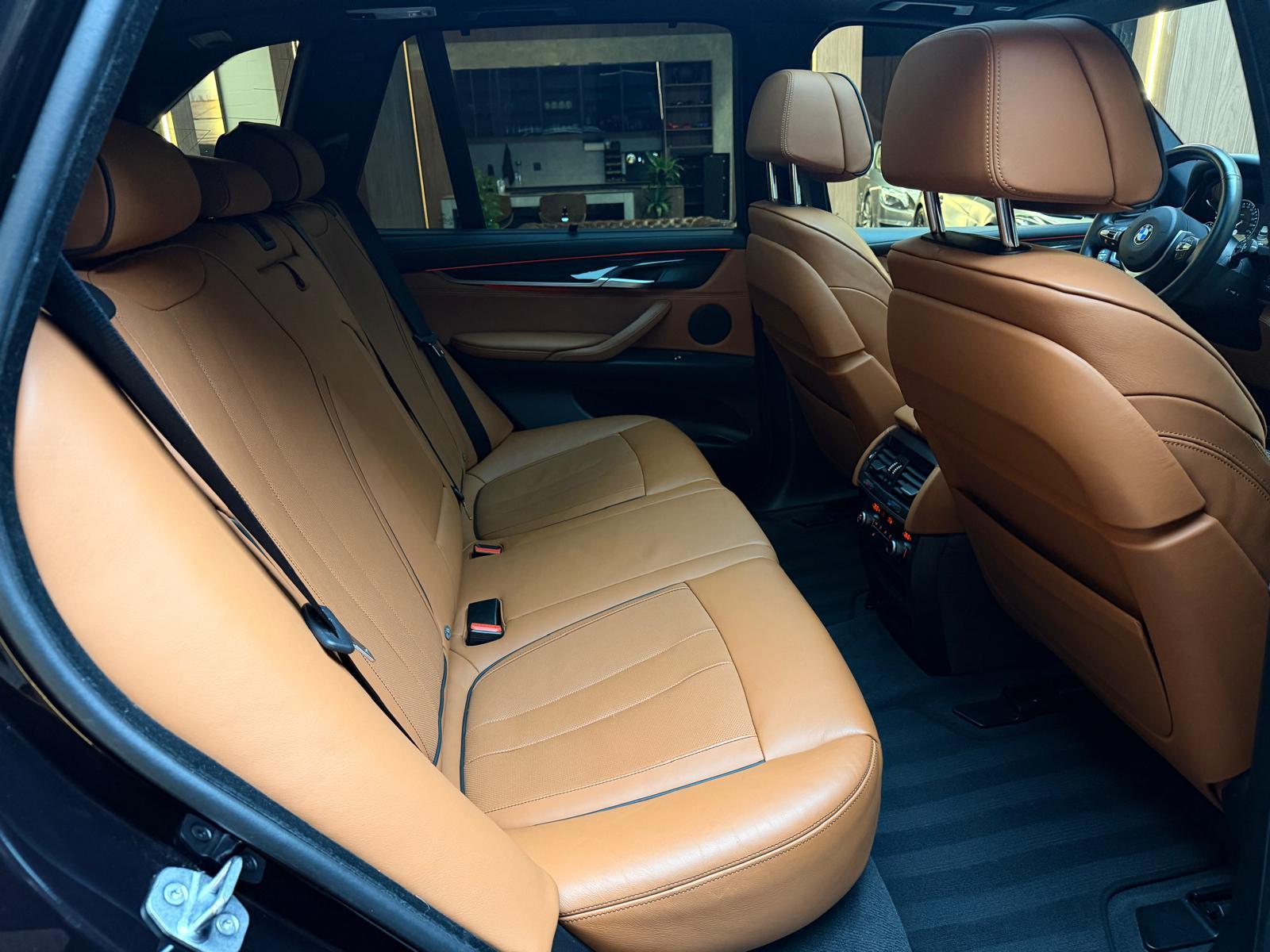 BMW X5 40d xDrive SAG-image-18
