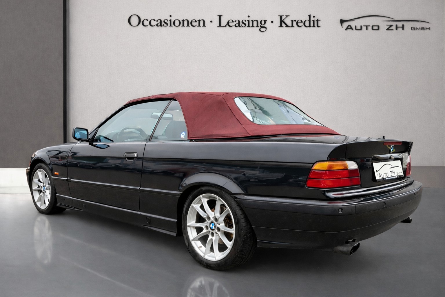 BMW 328i A Cabrio Exclusiv-image-4