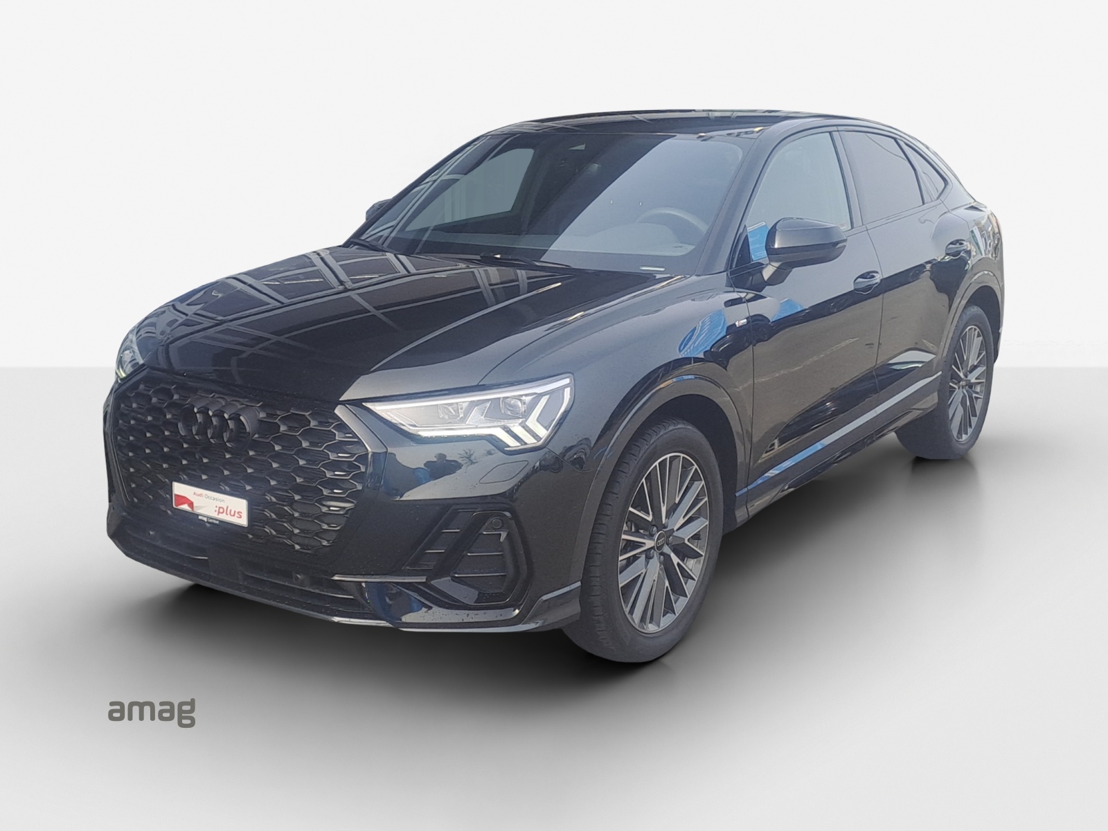 AUDI Q3 Sportback 40 TFSI S line quattro S-tronic-image-0