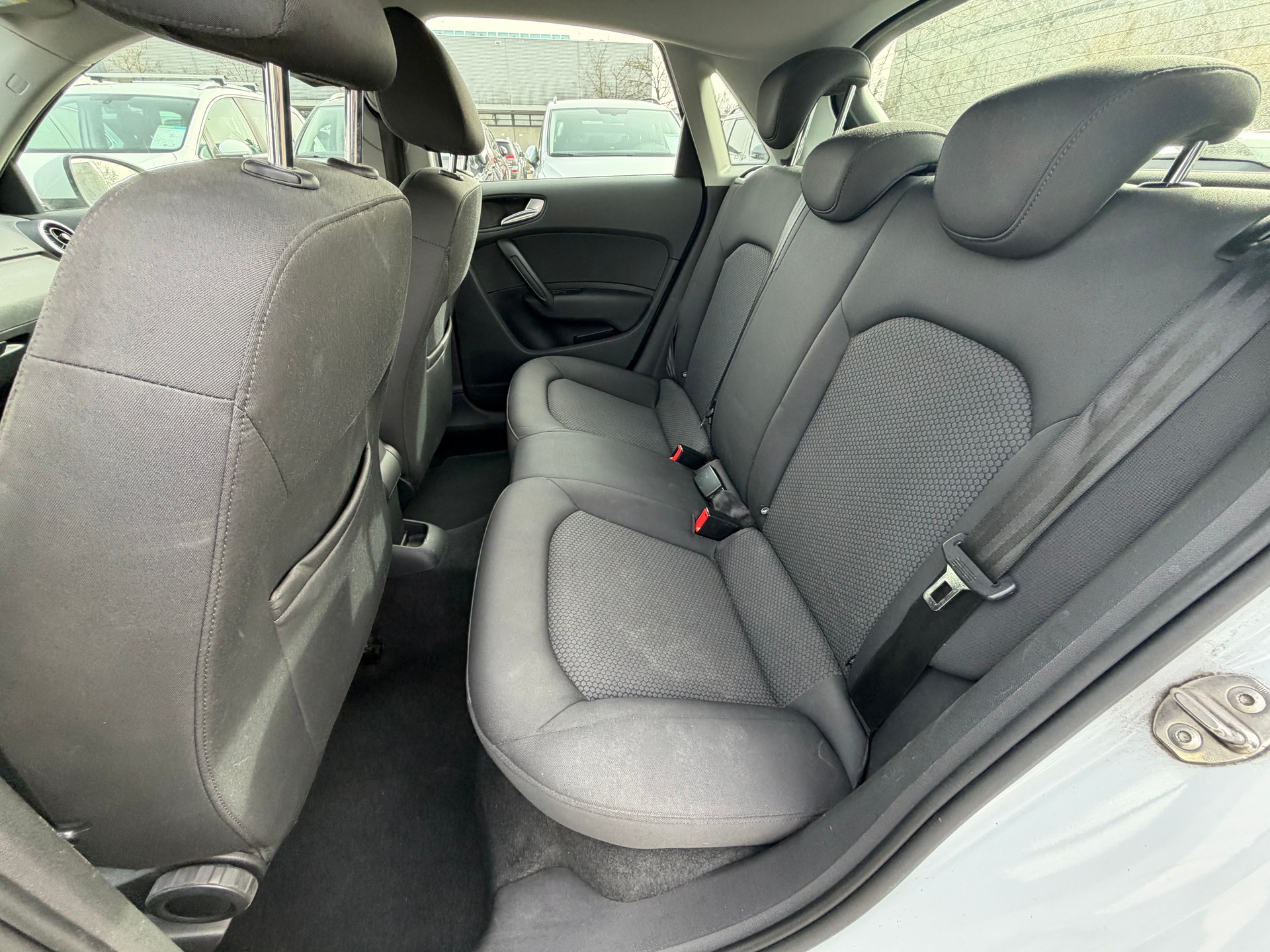 AUDI A1 Sportback 1.4 TFSI Attraction-image-9