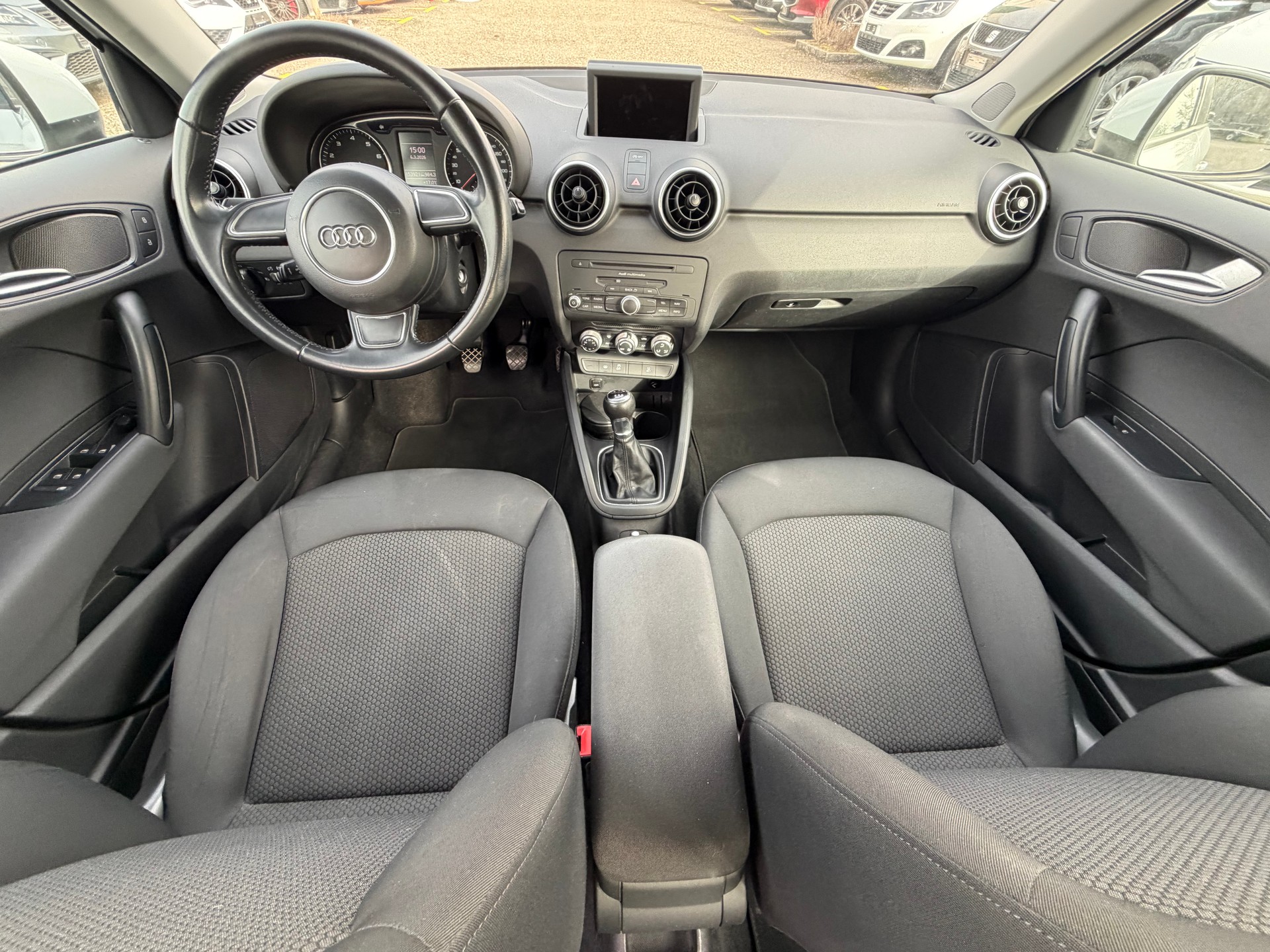 AUDI A1 Sportback 1.4 TFSI Attraction-image-10