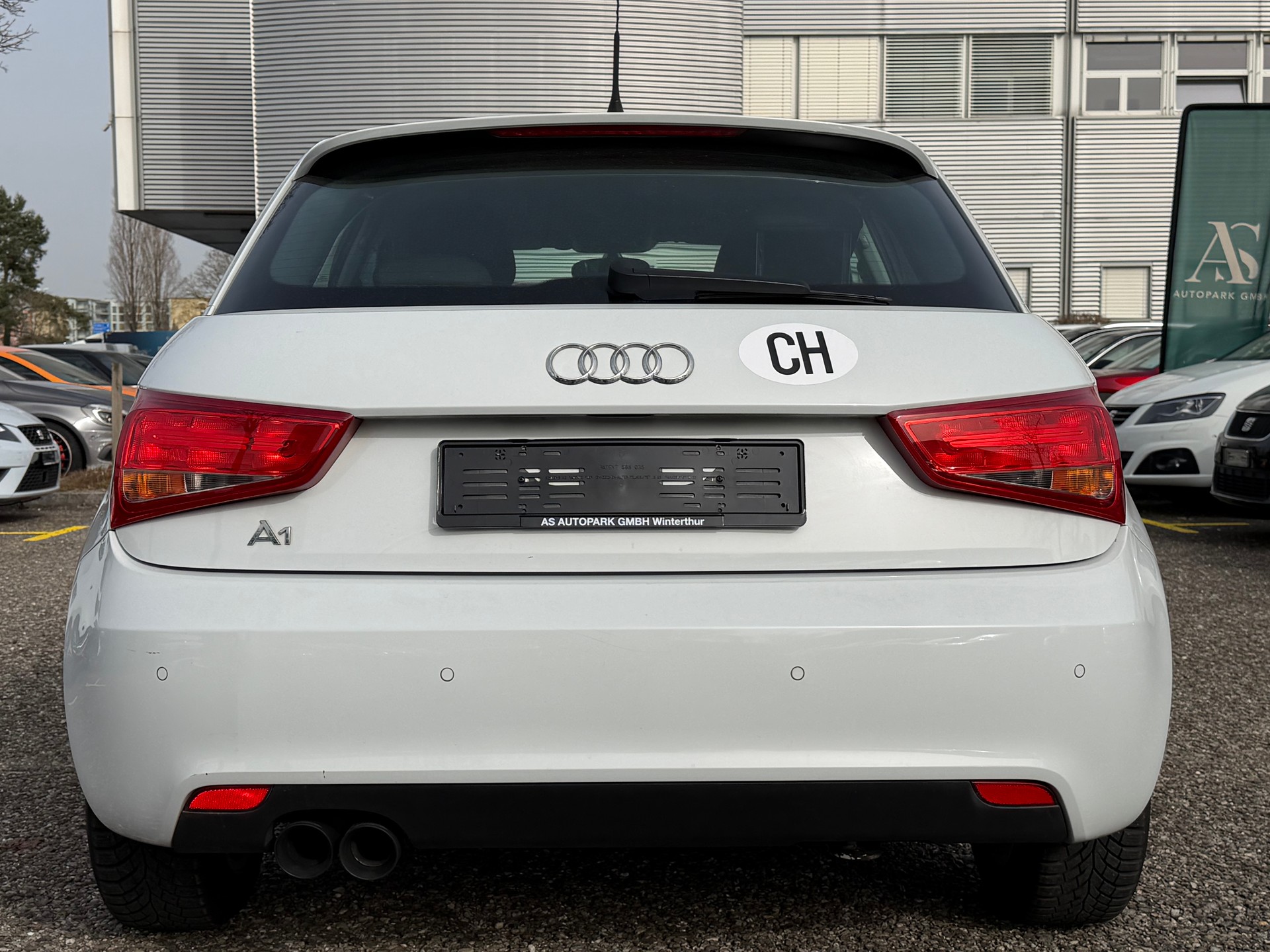 AUDI A1 Sportback 1.4 TFSI Attraction-image-5