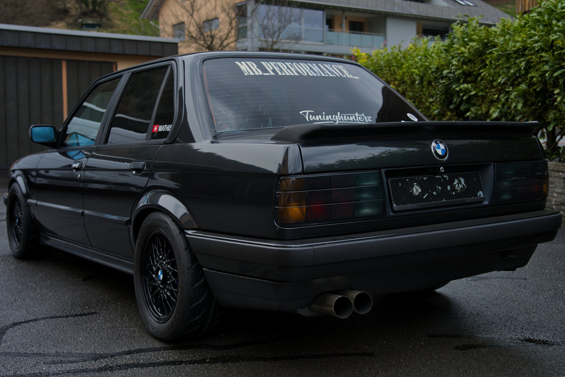 BMW 320i Edition-image-1
