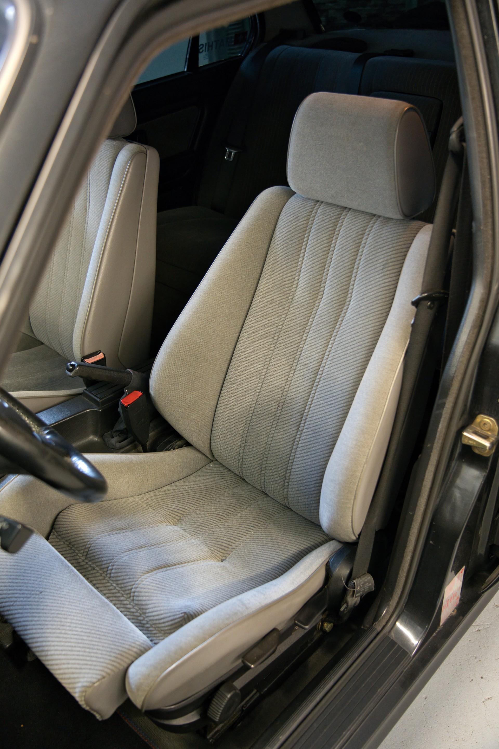 BMW 320i Edition-image-7
