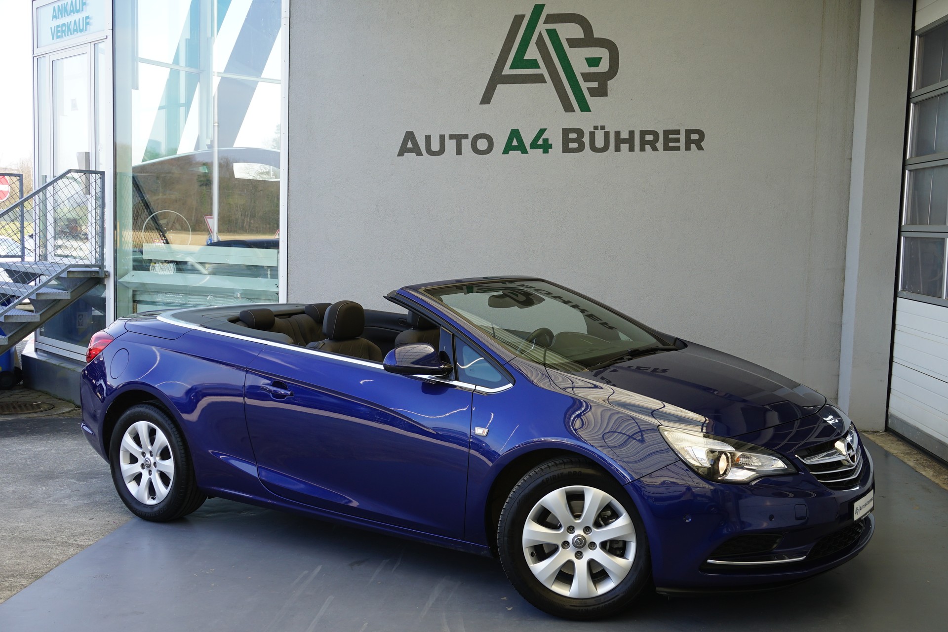 OPEL Cascada 1.4i Turbo 140 PS Cabriolet 6-Gang-showroom-element-2