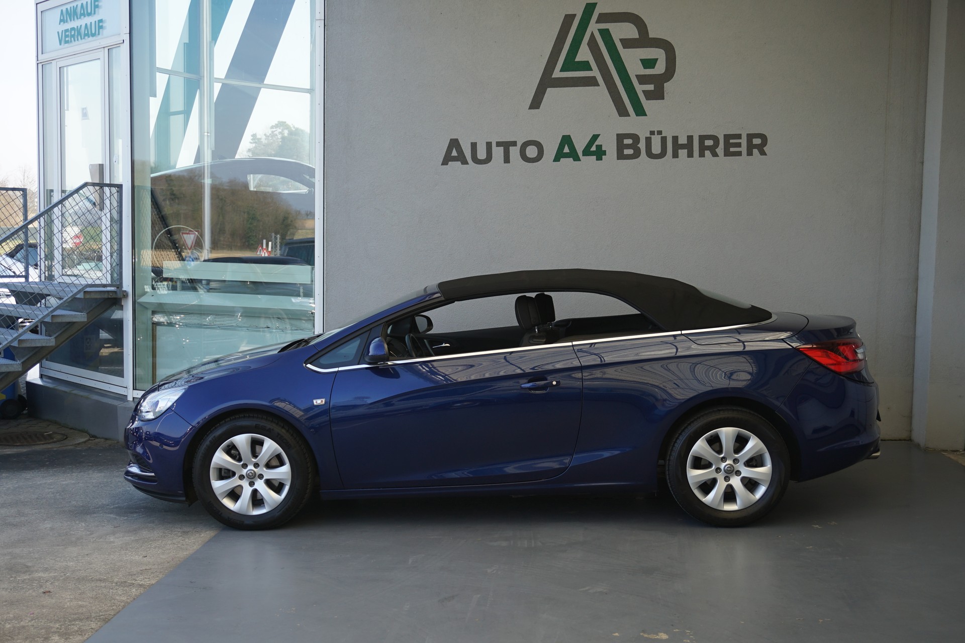 OPEL Cascada 1.4i Turbo 140 PS Cabriolet 6-Gang