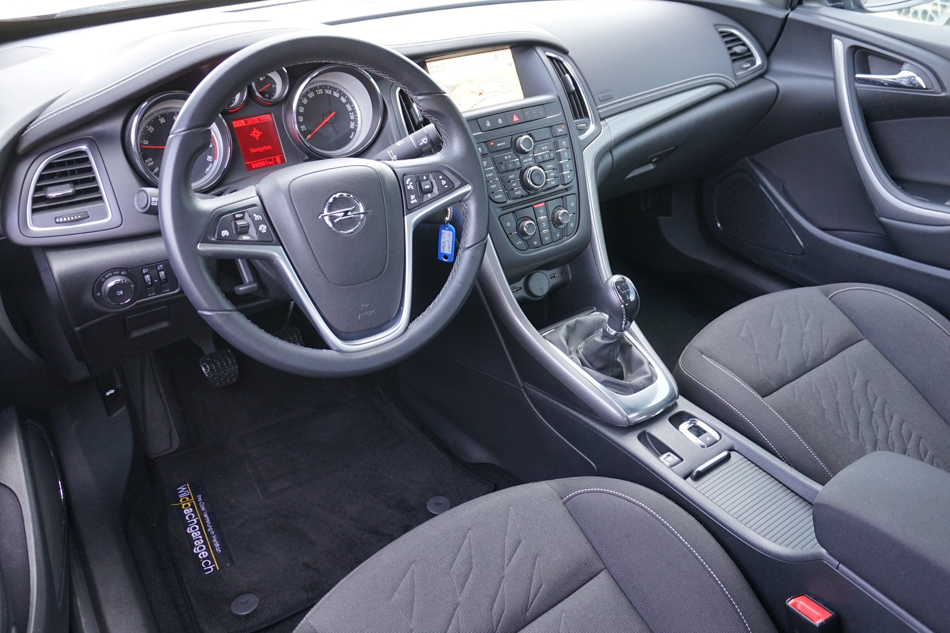 OPEL Cascada 1.4i Turbo 140 PS Cabriolet 6-Gang-image-20