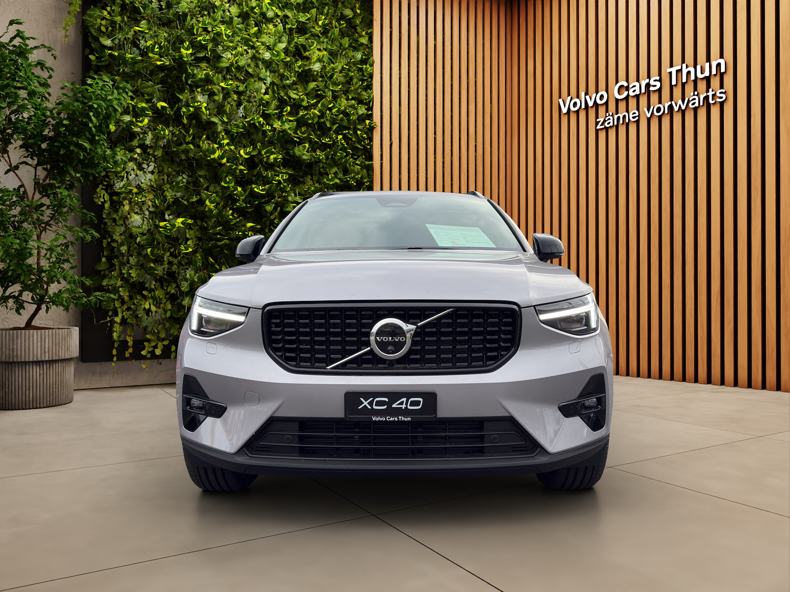 VOLVO XC40 2.0 B4 MH Ultra Dark-image-6