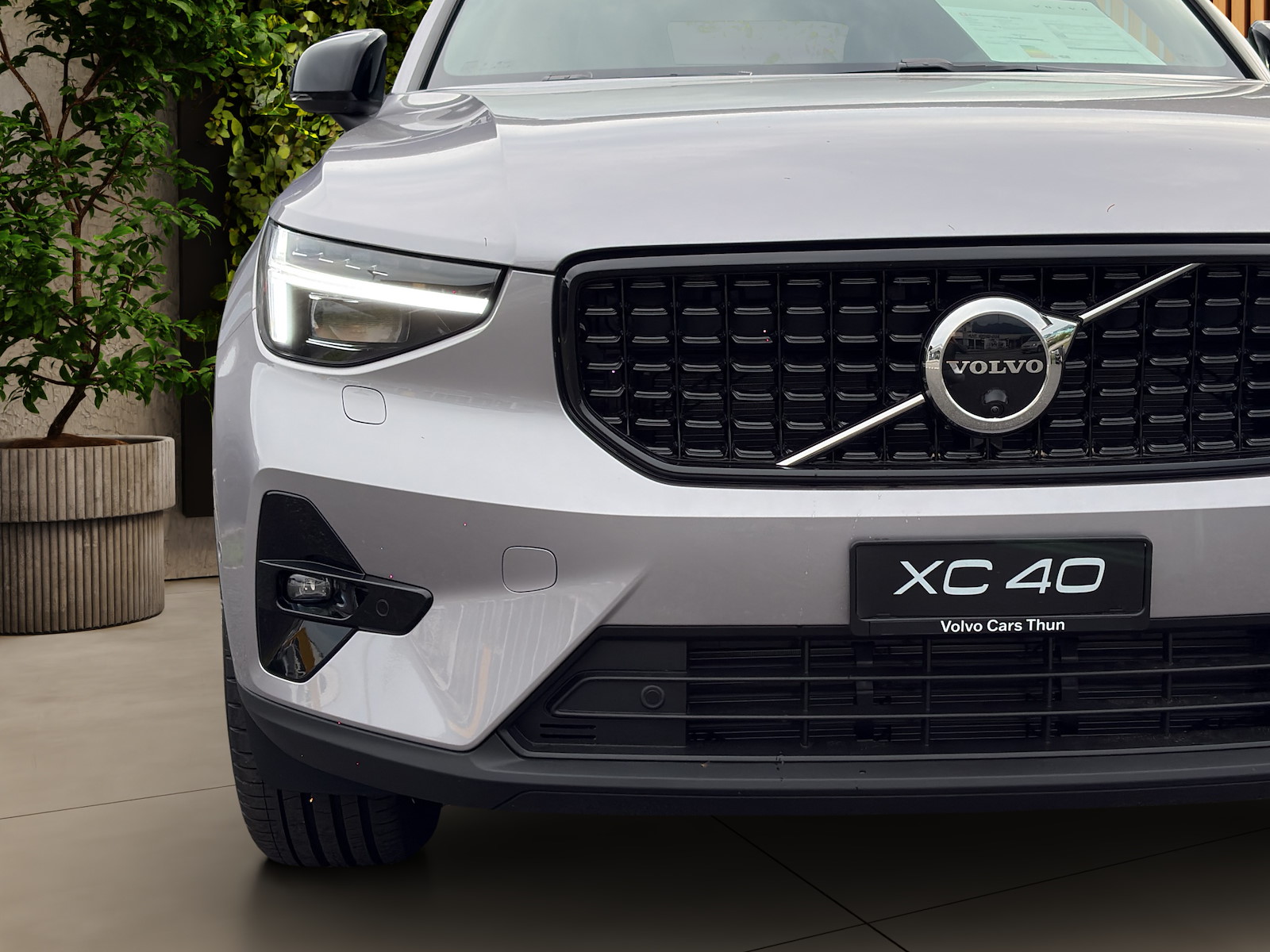 VOLVO XC40 2.0 B4 MH Ultra Dark-image-7