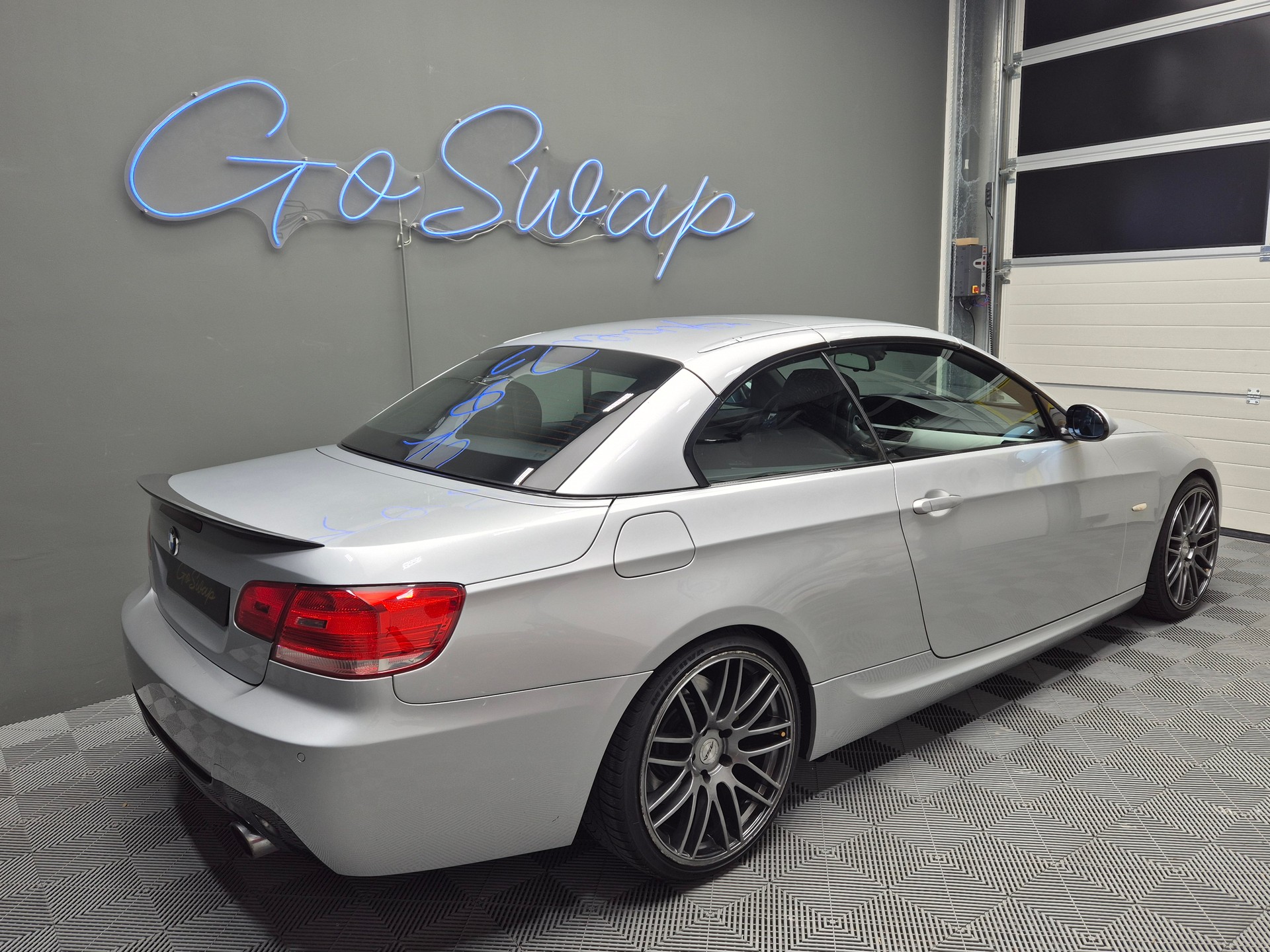 BMW 335i Cabriolet Steptronic-image-7