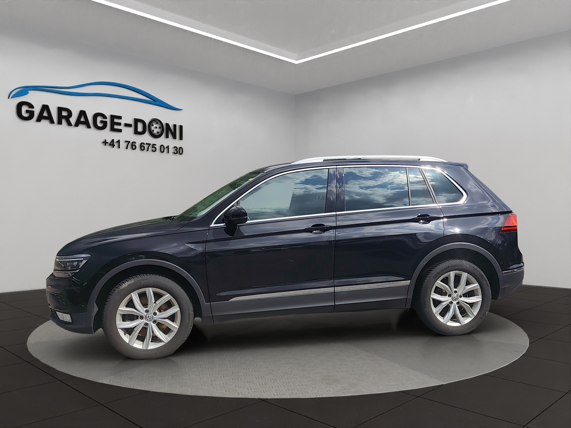 VW Tiguan 2.0 TDI SCR Highline 4Motion DSG-image-2