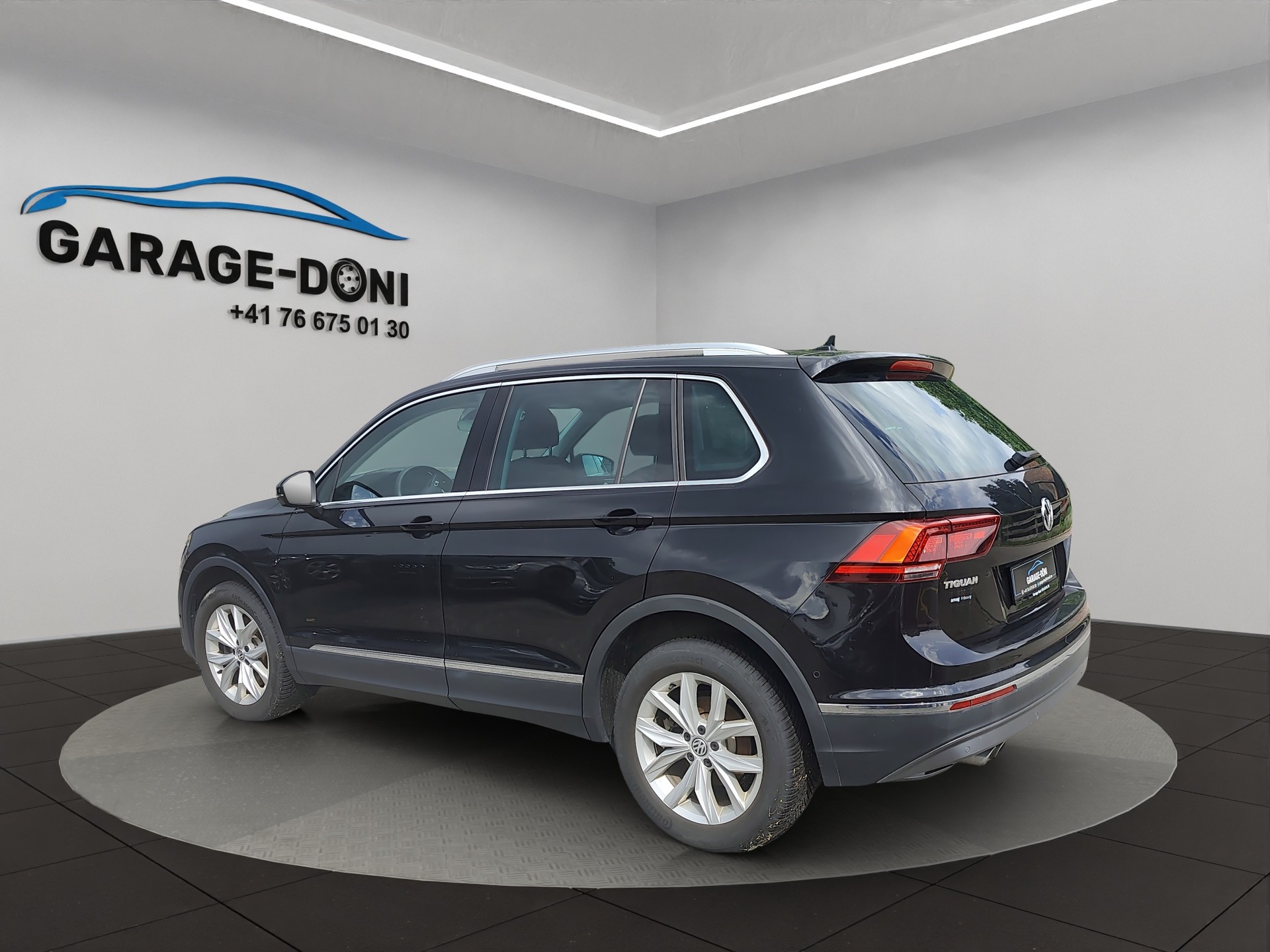 VW Tiguan 2.0 TDI SCR Highline 4Motion DSG-image-3