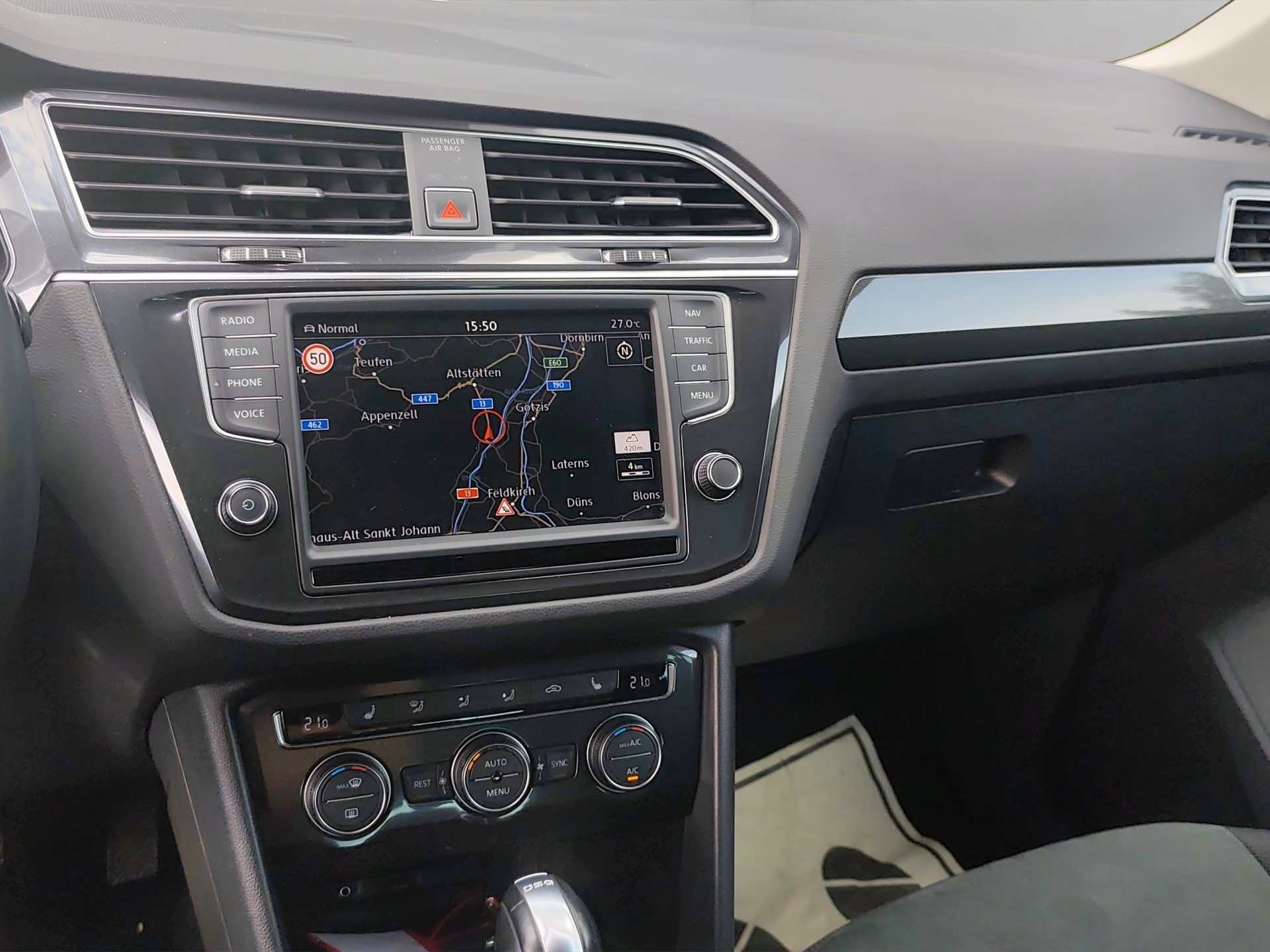 VW Tiguan 2.0 TDI SCR Highline 4Motion DSG-image-10
