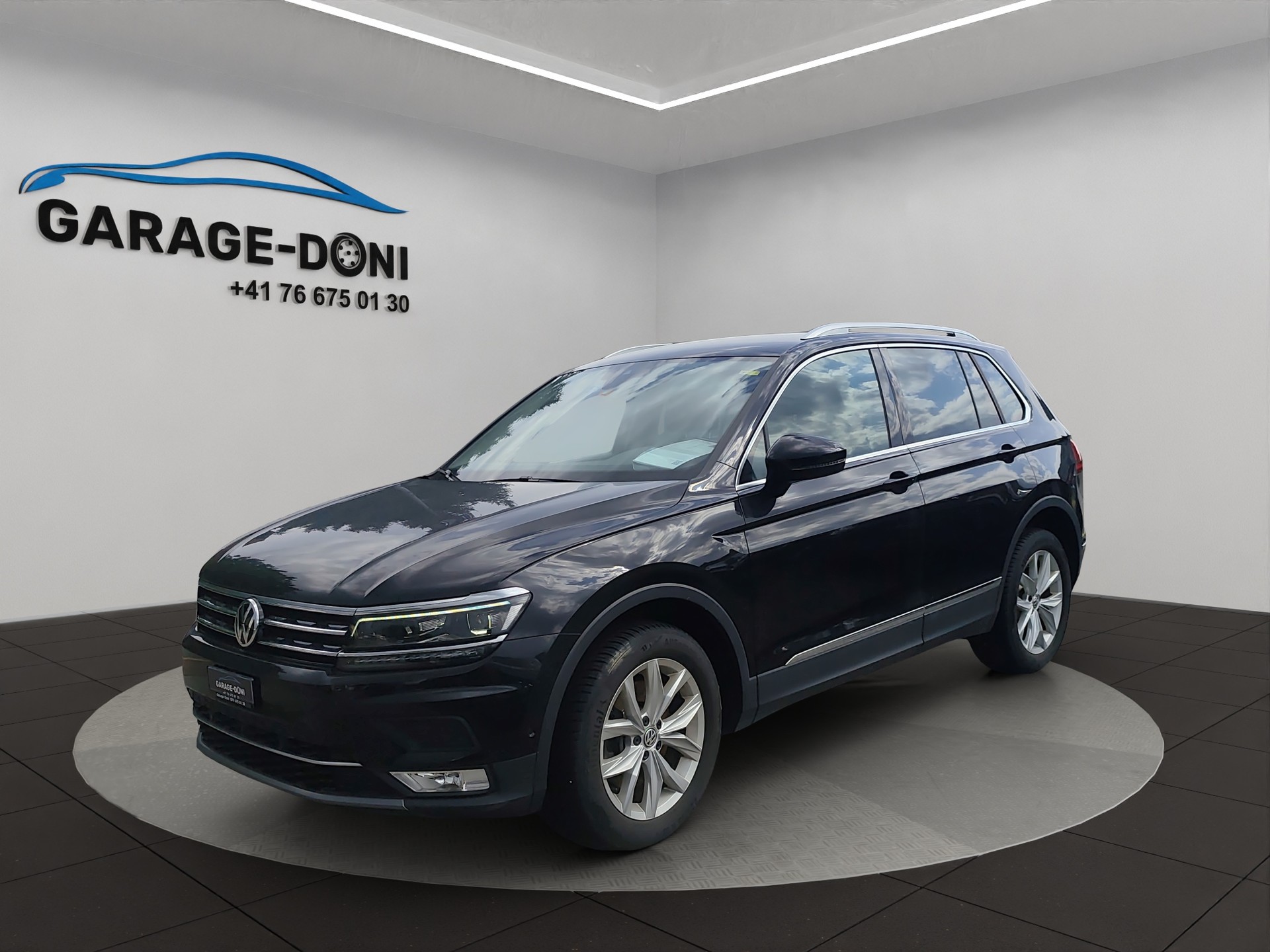 VW Tiguan 2.0 TDI SCR Highline 4Motion DSG-image-1