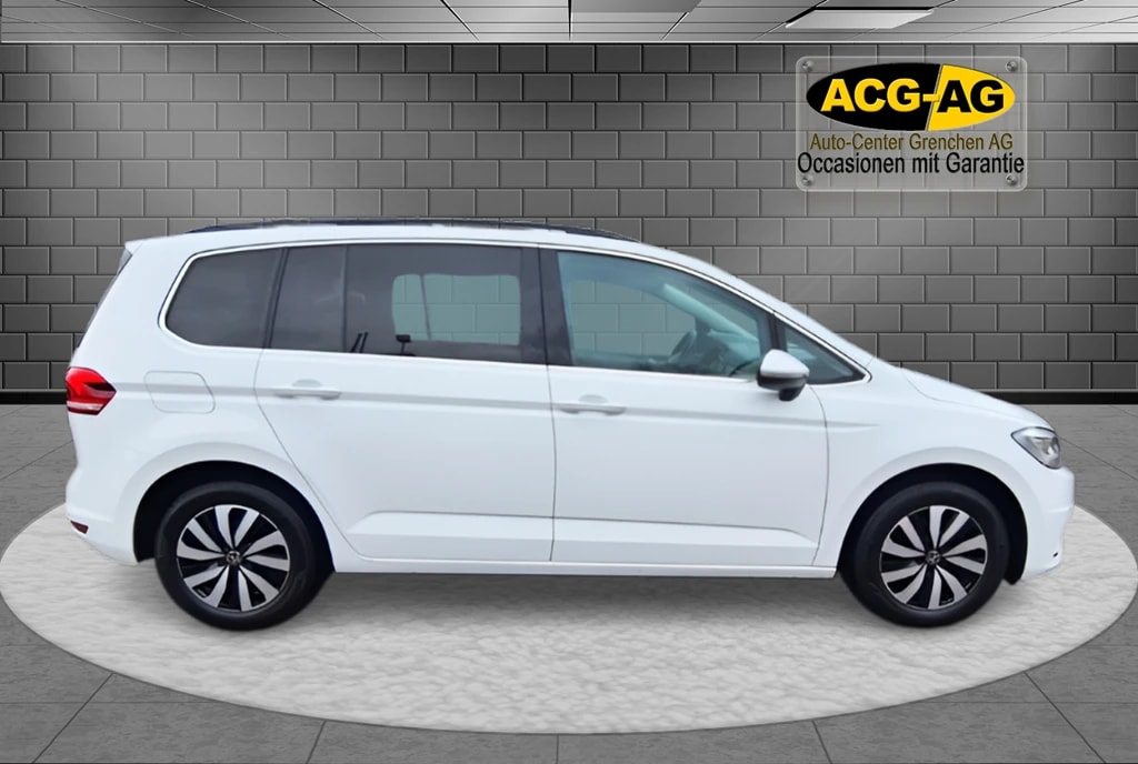 VW Touran 2.0 TDI BlueMotion Technology Comfortline DSG ** Gr-Navi ** RF-Kamera ** Abstandsregelsysteme ** Sitzheizung ** Ab MFK **-image-5