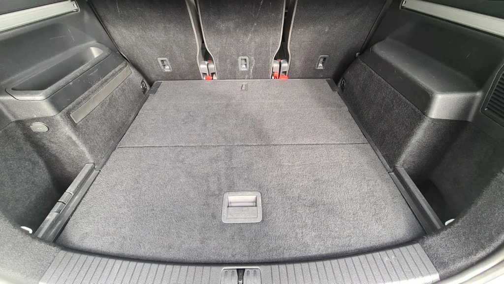 VW Touran 2.0 TDI BlueMotion Technology Comfortline DSG ** Gr-Navi ** RF-Kamera ** Abstandsregelsysteme ** Sitzheizung ** Ab MFK **-image-7