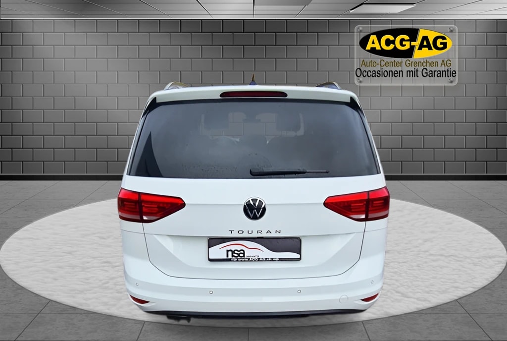 VW Touran 2.0 TDI BlueMotion Technology Comfortline DSG ** Gr-Navi ** RF-Kamera ** Abstandsregelsysteme ** Sitzheizung ** Ab MFK **-image-4