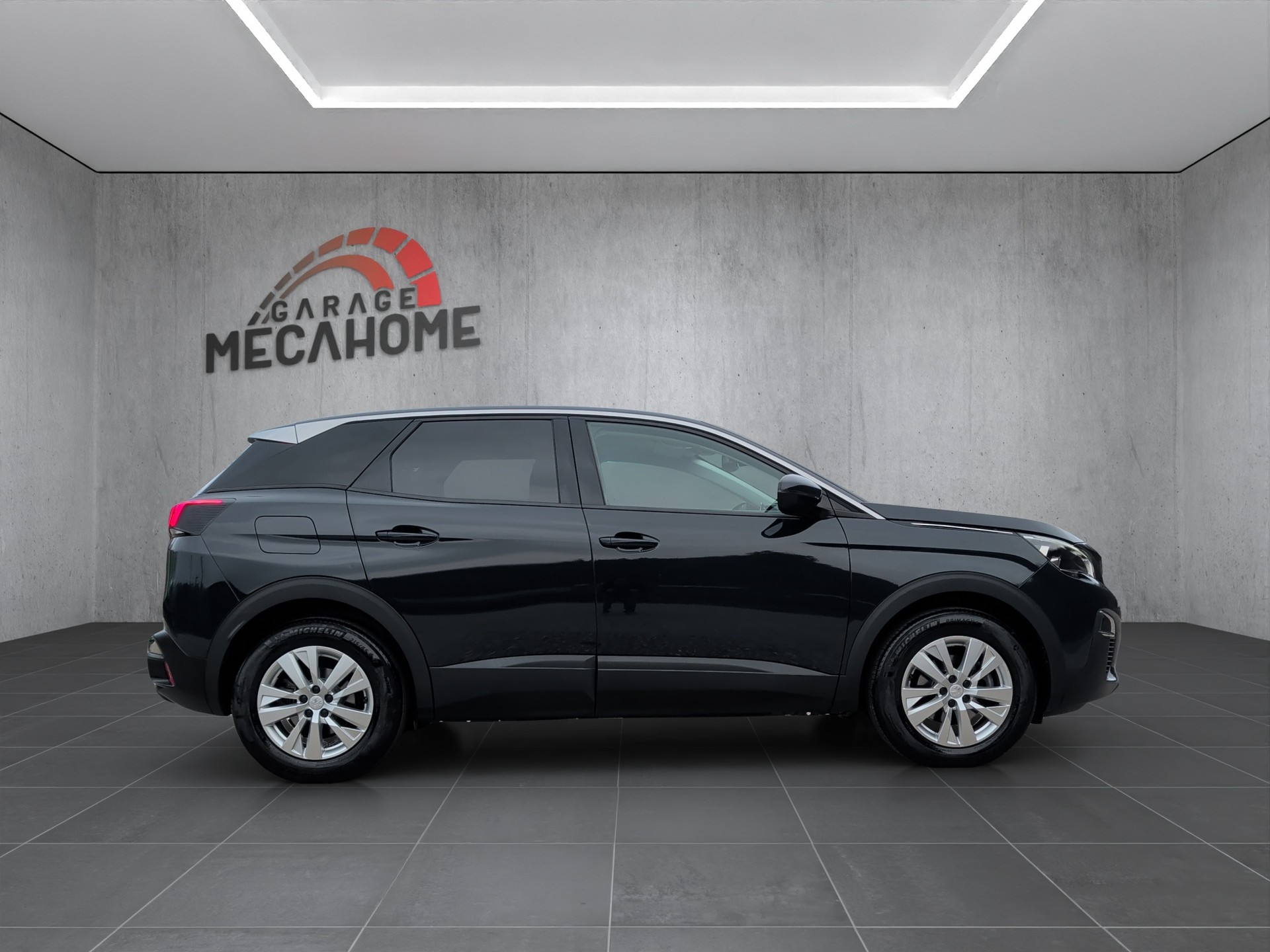 PEUGEOT 3008 1.2 PureTech Active-image-6