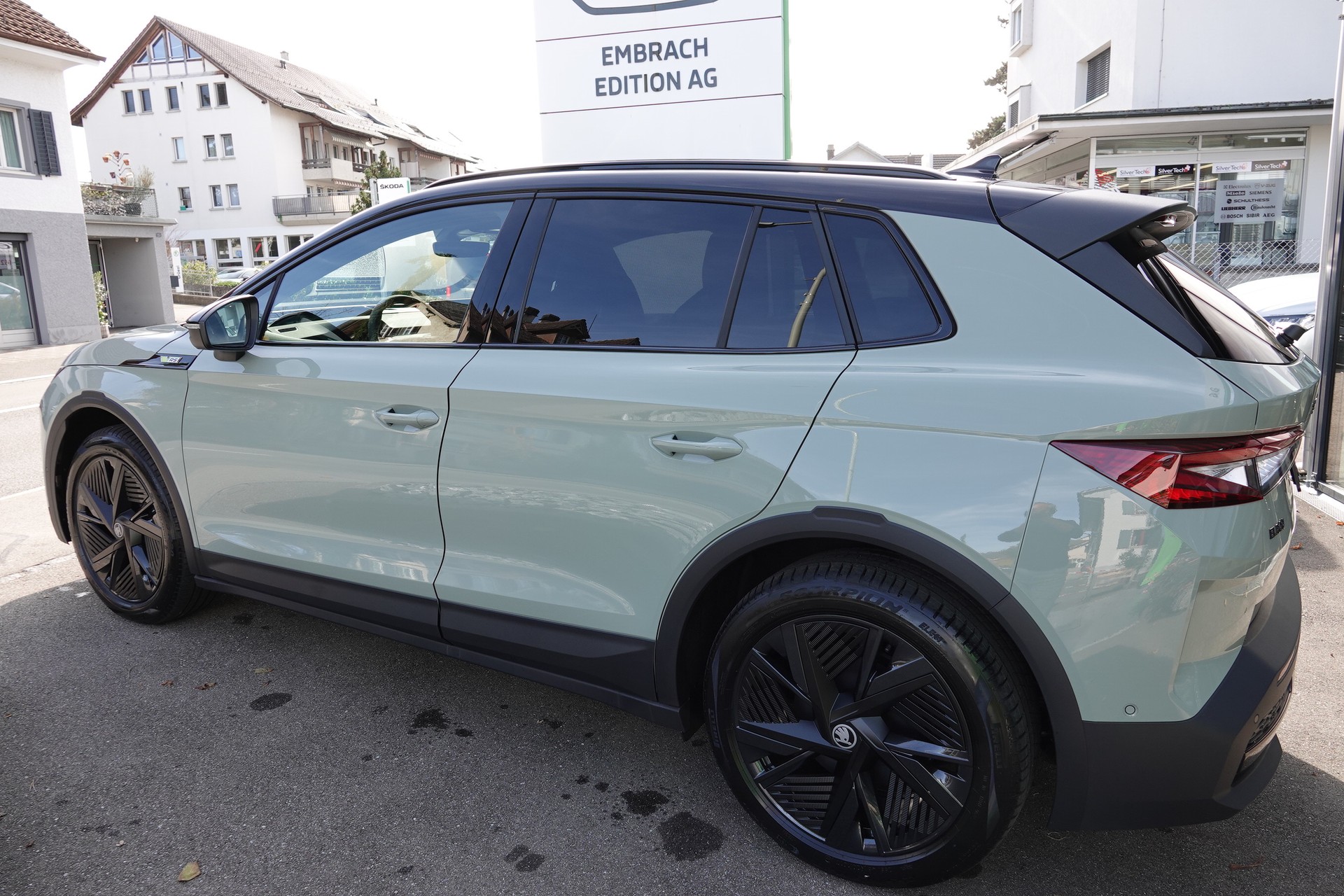 SKODA Elroq RS 4x4-image-5