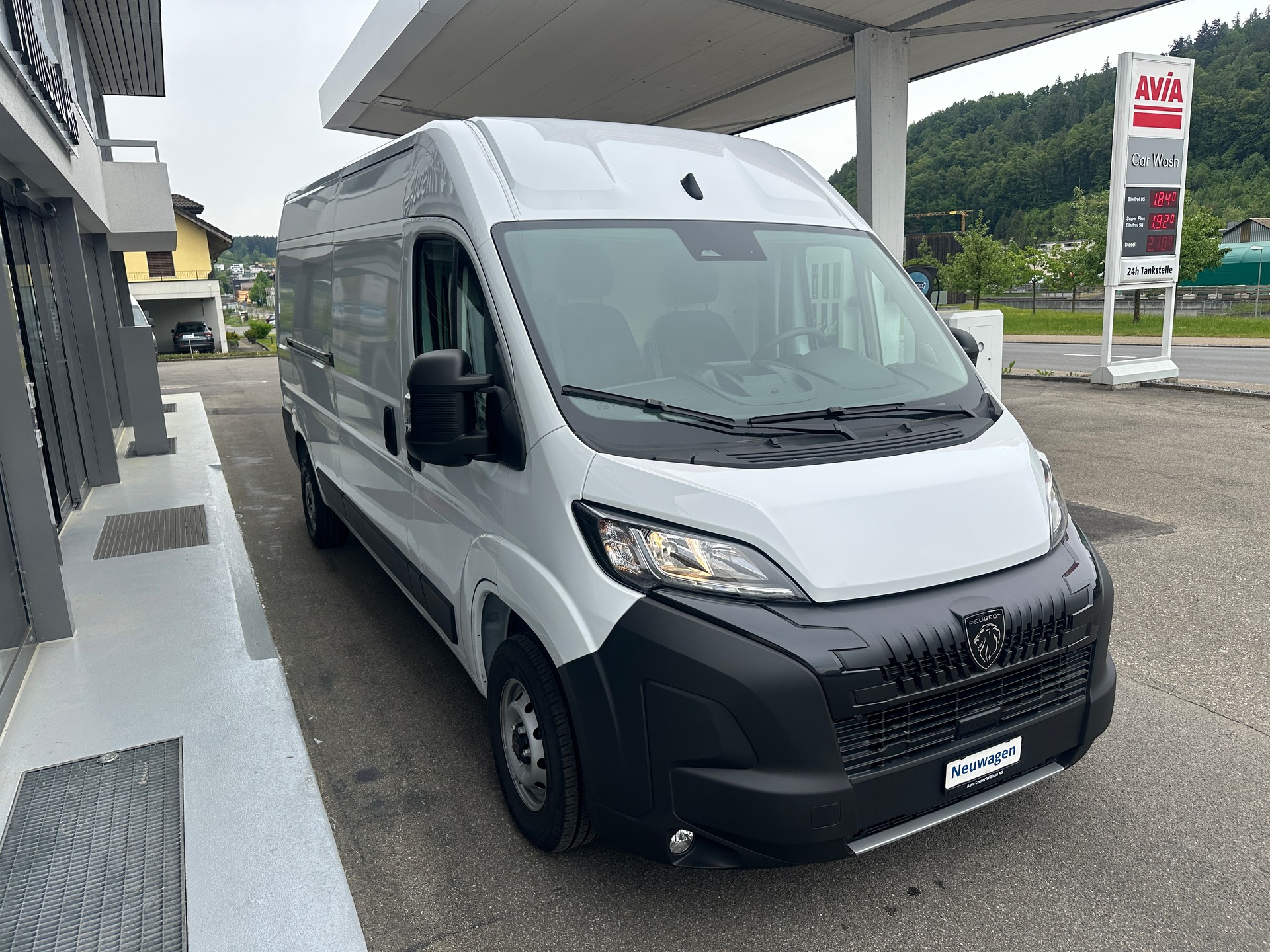 PEUGEOT Boxer 2.2 HDI 333 L3H2 Neuste Modell-showroom-element-2