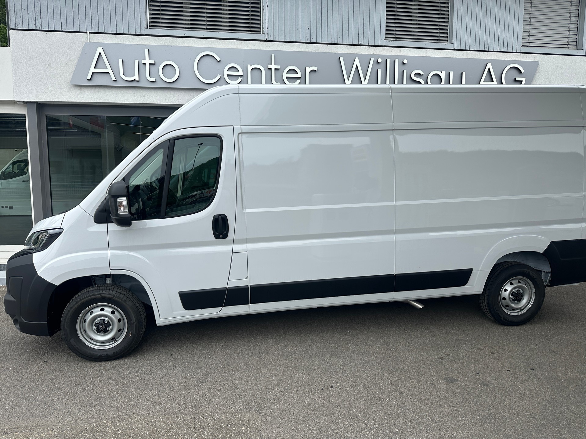 PEUGEOT Boxer 2.2 HDI 333 L3H2 Neuste Modell-image-6