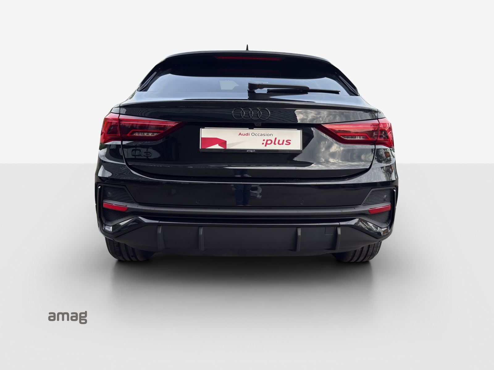 AUDI Q3 Sportback 35 TFSI S line Attraction S-tronic-image-3