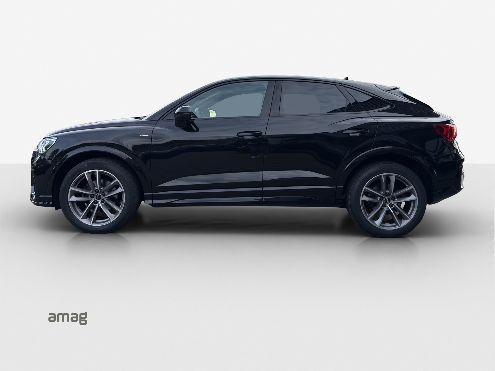AUDI Q3 Sportback 35 TFSI S line Attraction S-tronic-image-1