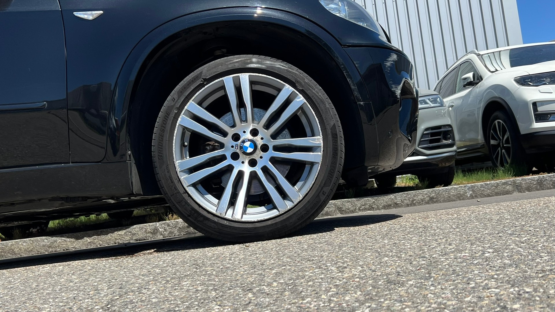 BMW X5 xDRIVE 40d STEPTRONIC M SPORT l 306 PS-image-16