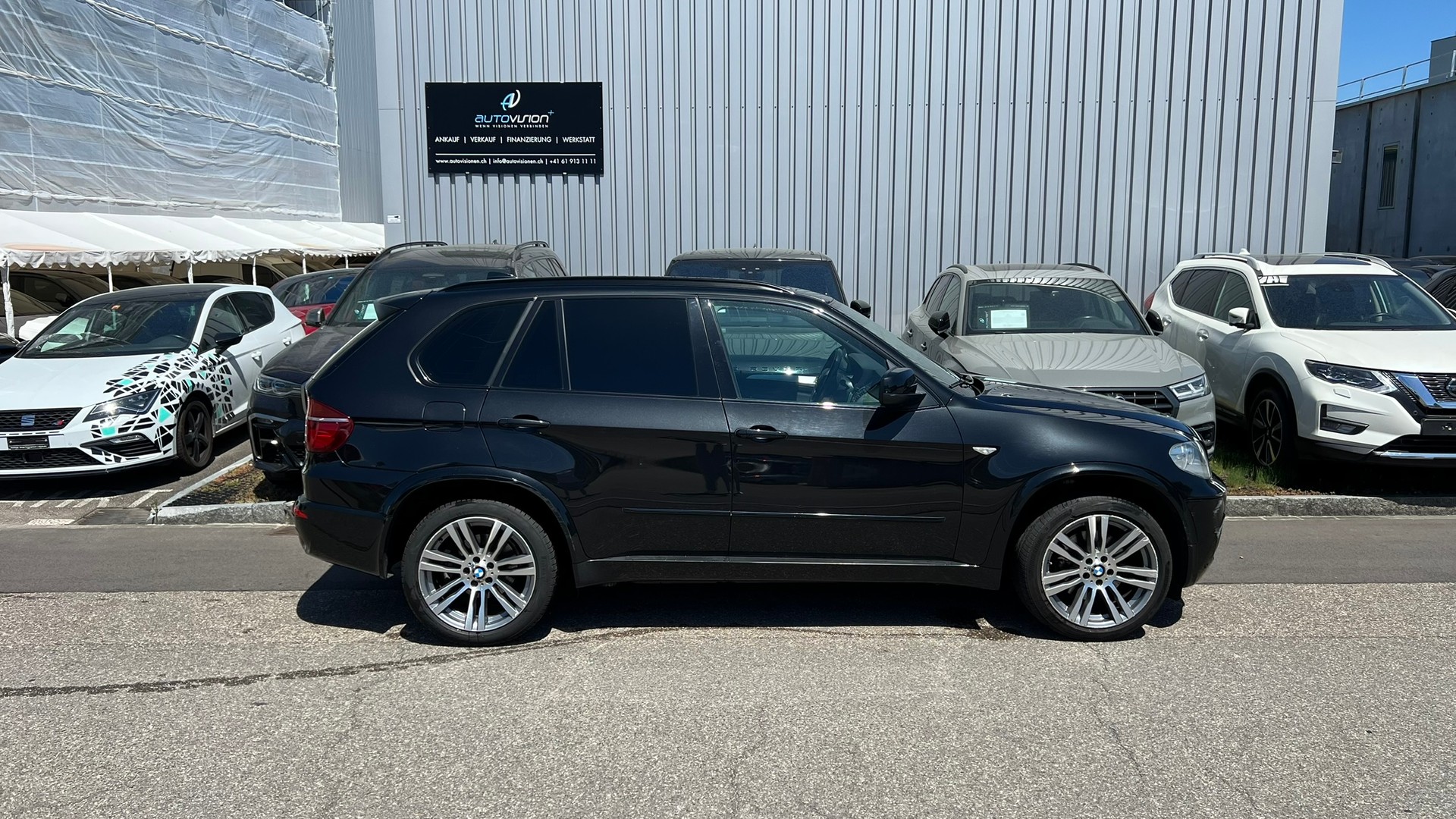 BMW X5 xDRIVE 40d STEPTRONIC M SPORT l 306 PS-image-2