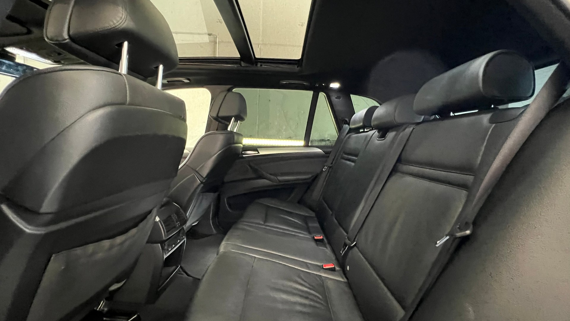 BMW X5 xDRIVE 40d STEPTRONIC M SPORT l 306 PS-image-26