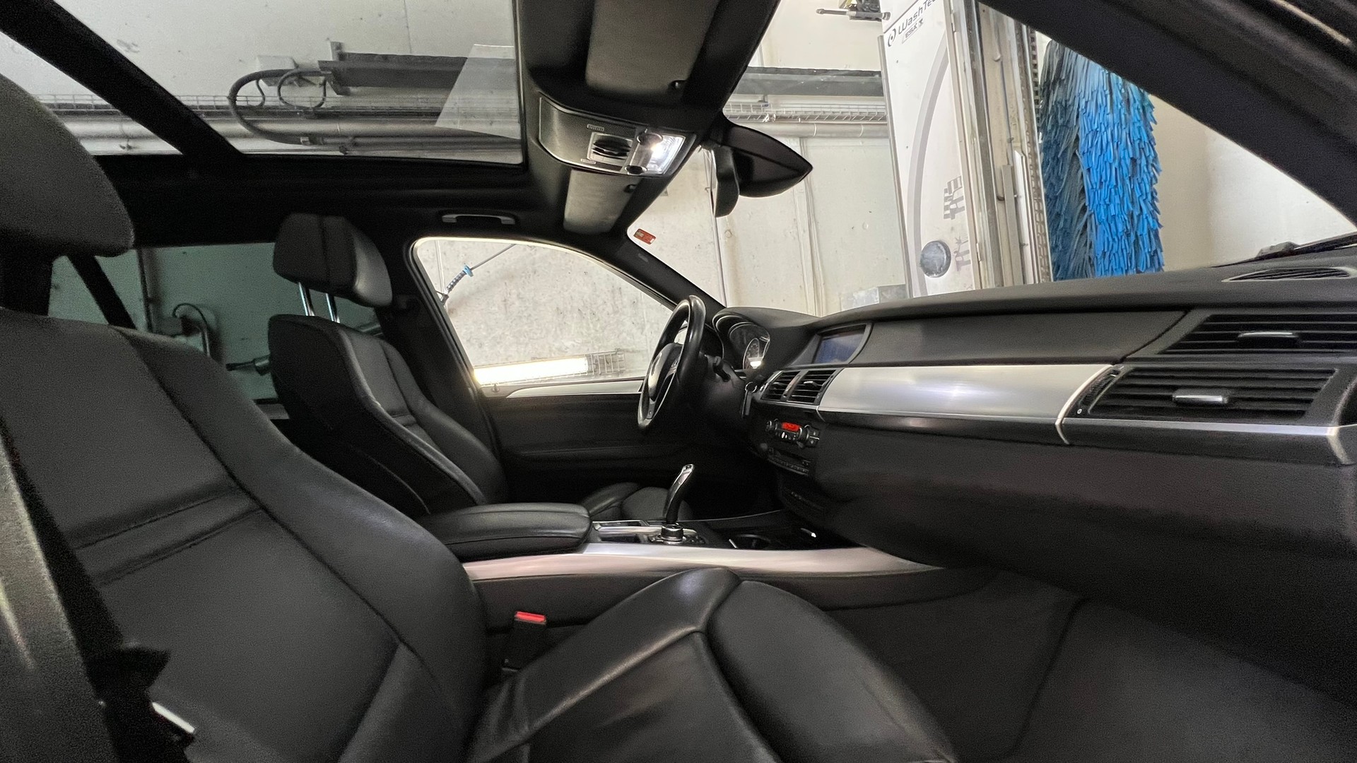 BMW X5 xDRIVE 40d STEPTRONIC M SPORT l 306 PS-image-22