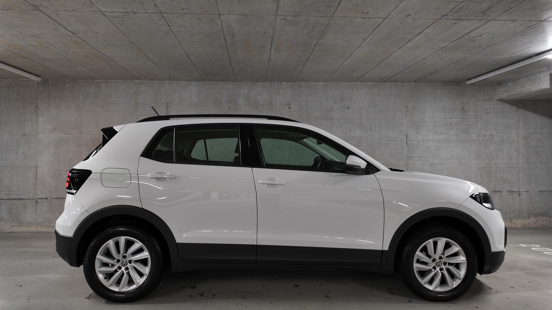VW T-Cross 1.0 TSI Life-image-3