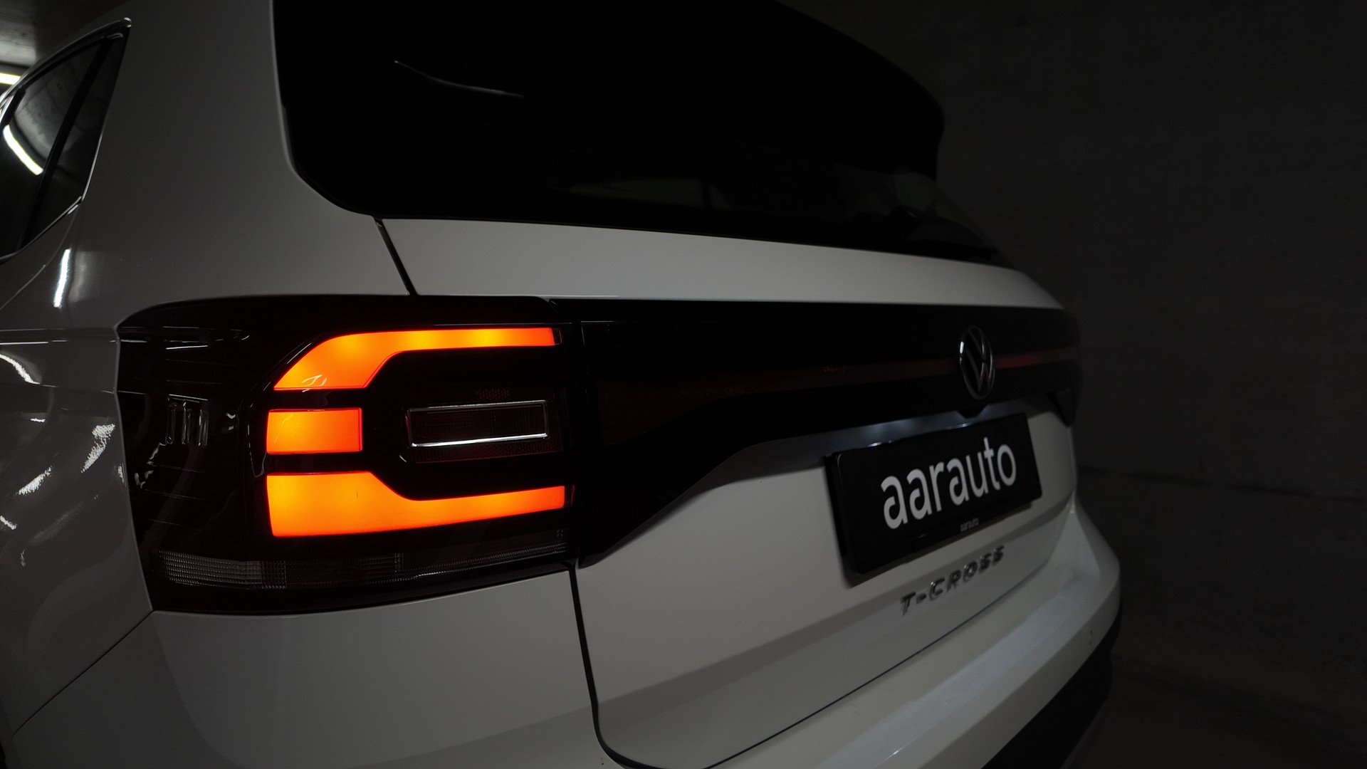 VW T-Cross 1.0 TSI Life-image-6