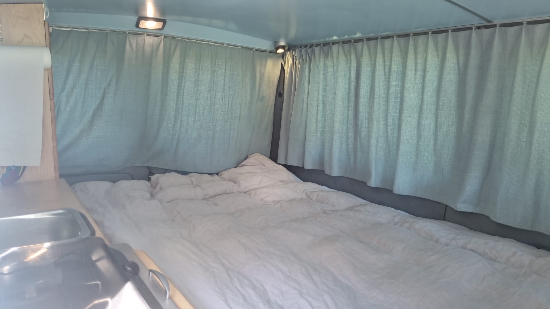 RENAULT TRAFIC-image-11