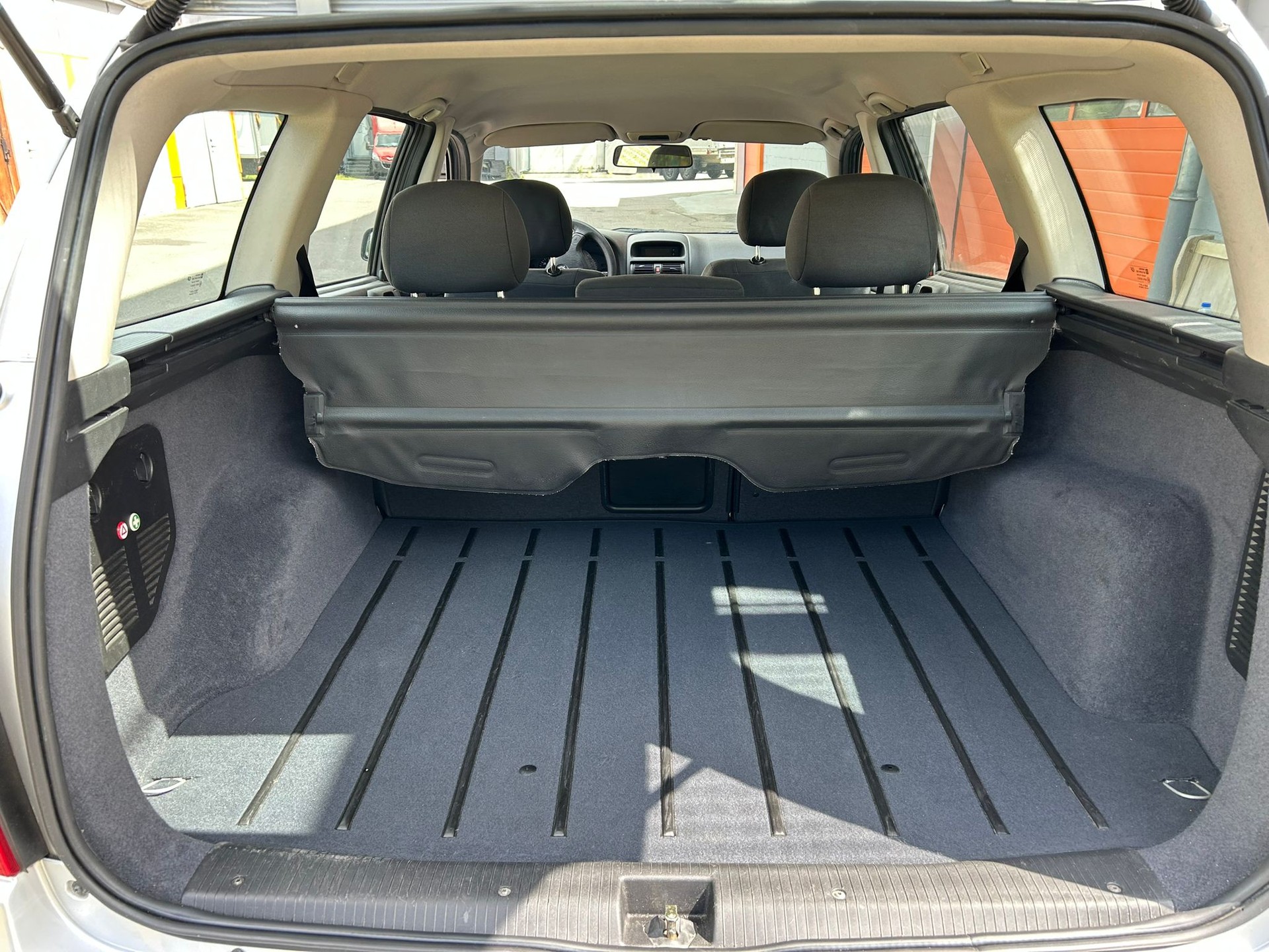 OPEL Astra Caravan 1.6i 16V Njoy-image-10