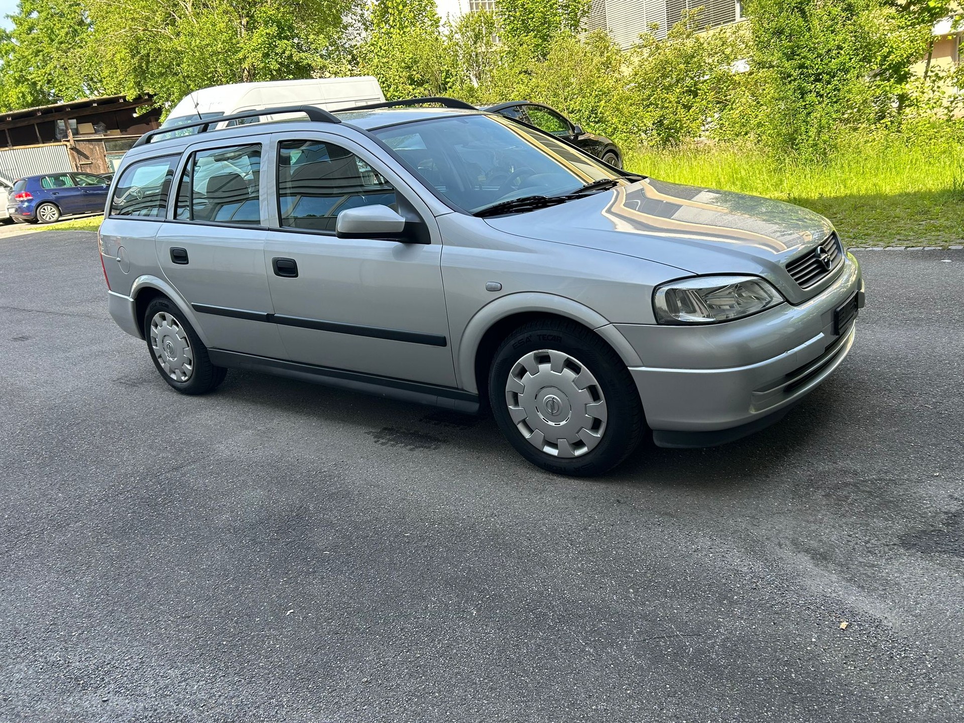OPEL Astra Caravan 1.6i 16V Njoy-image-2