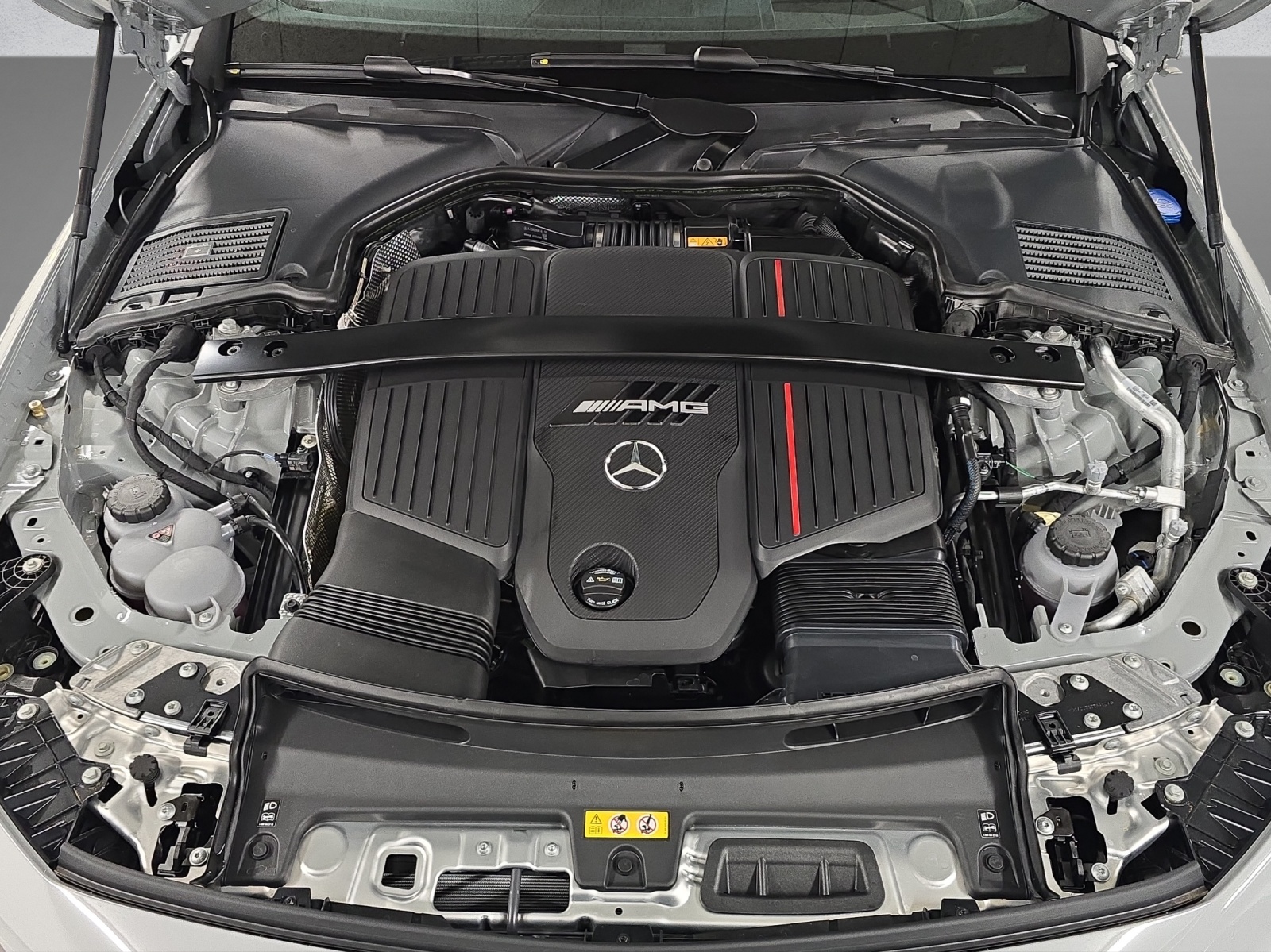 MERCEDES-BENZ CLE 53 AMG 4Matic+ Cabriolet-image-9