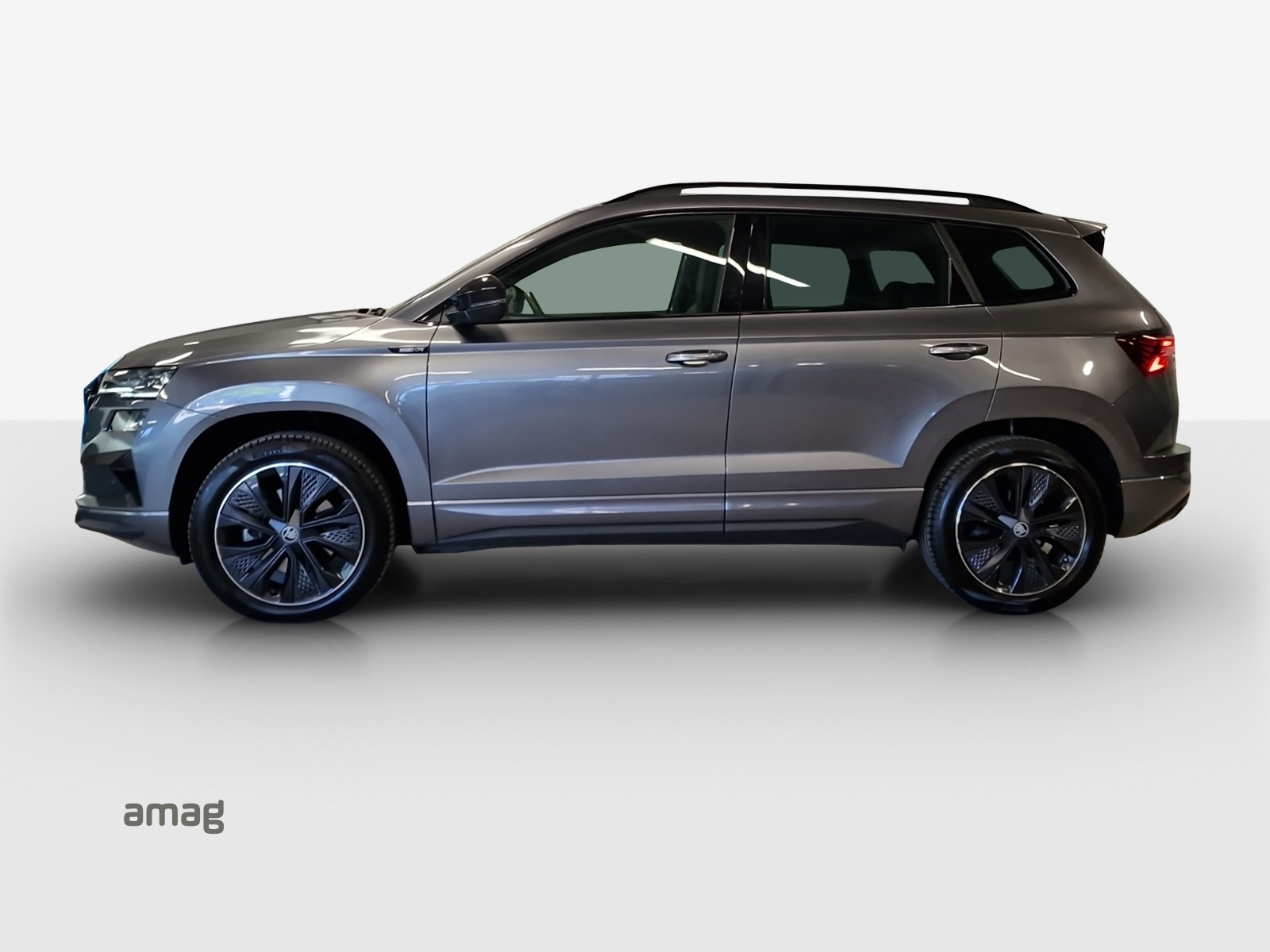 SKODA Karoq 2.0 TSI SportLine 4x4 DSG-image-1
