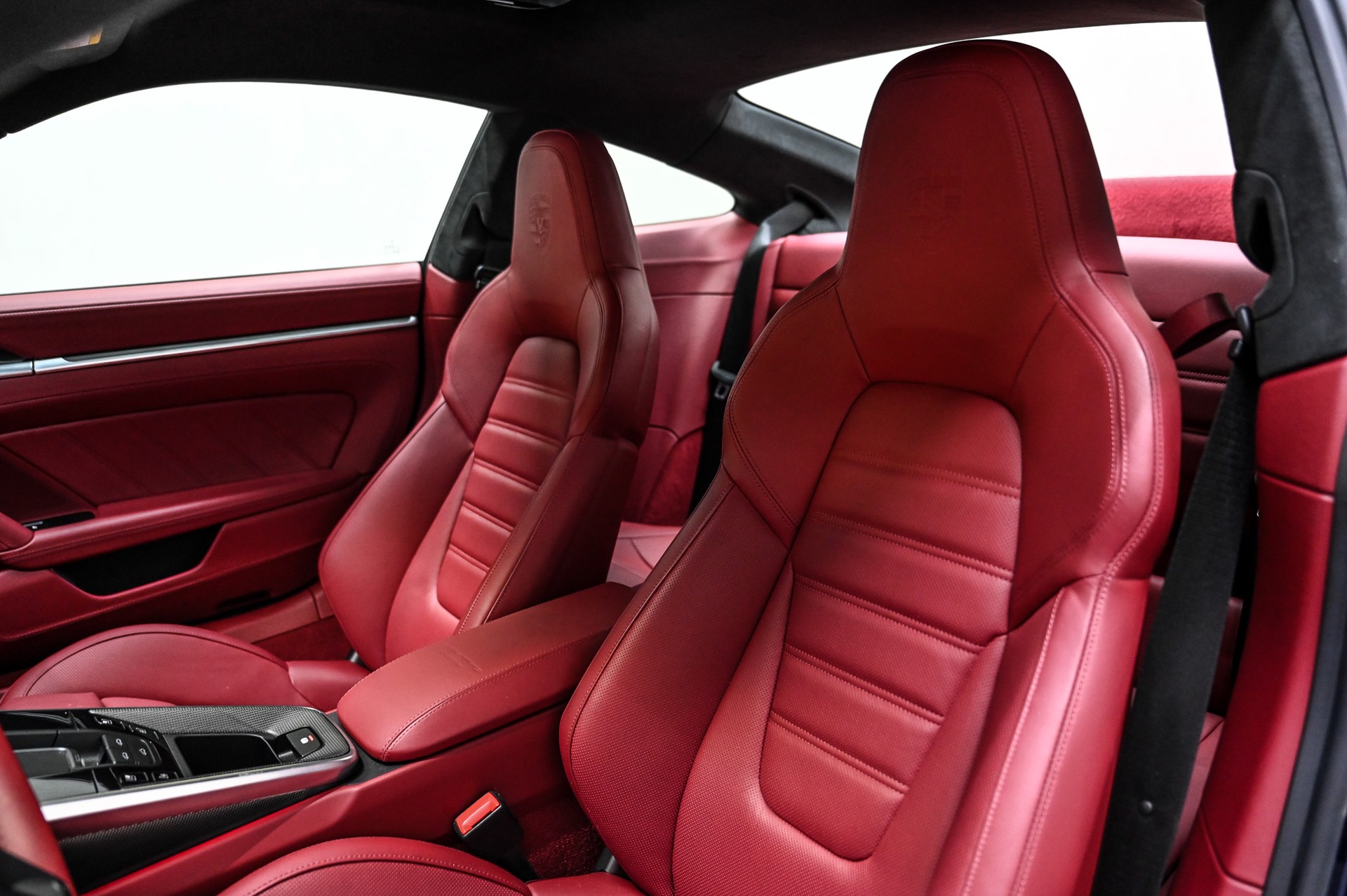 PORSCHE 911 Turbo S PDK-image-17