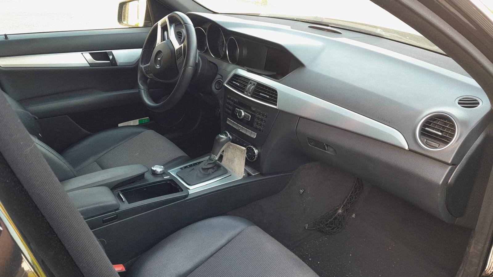 MERCEDES-BENZ C 180 BlueEfficiency 7G-Tronic-image-0