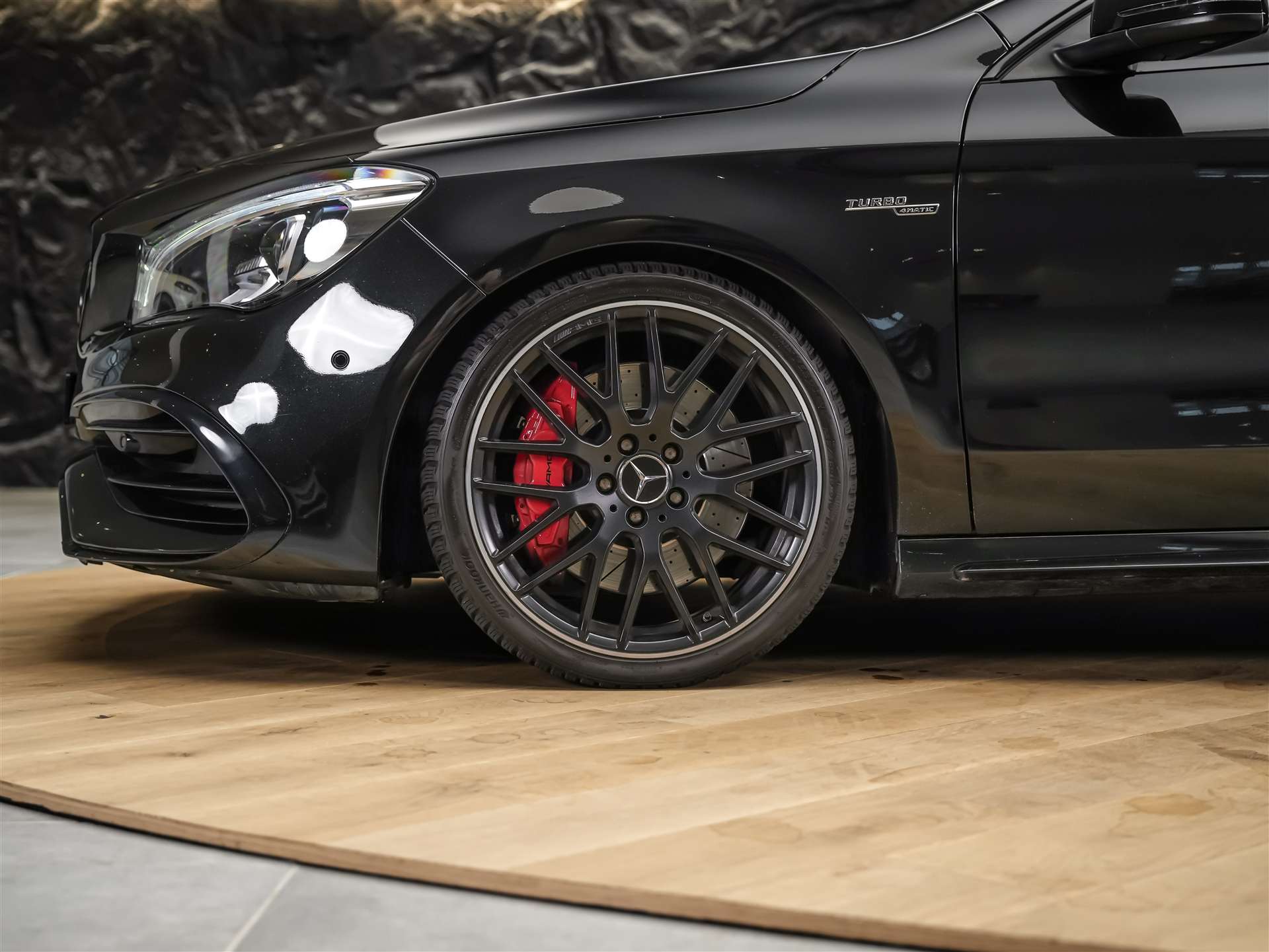 MERCEDES-BENZ CLA Shooting Brake 45 AMG 4Matic Speedshift *Facelift*Panorama*Sitzheizung*-image-15