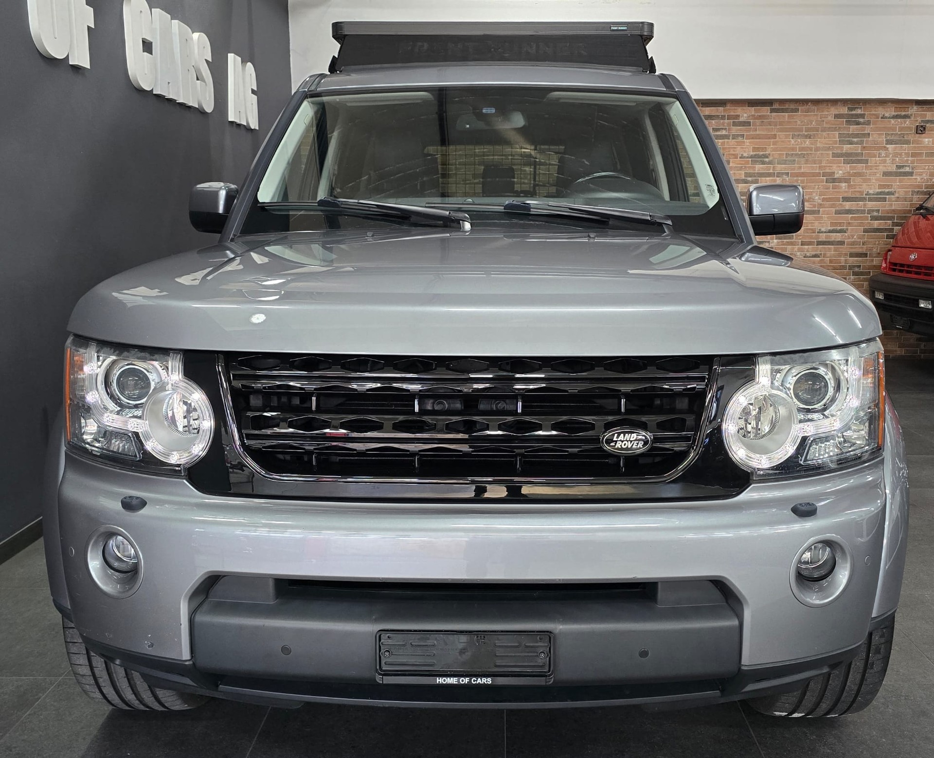 LAND ROVER Discovery 3.0 SDV6 HSE Automatic-image-11