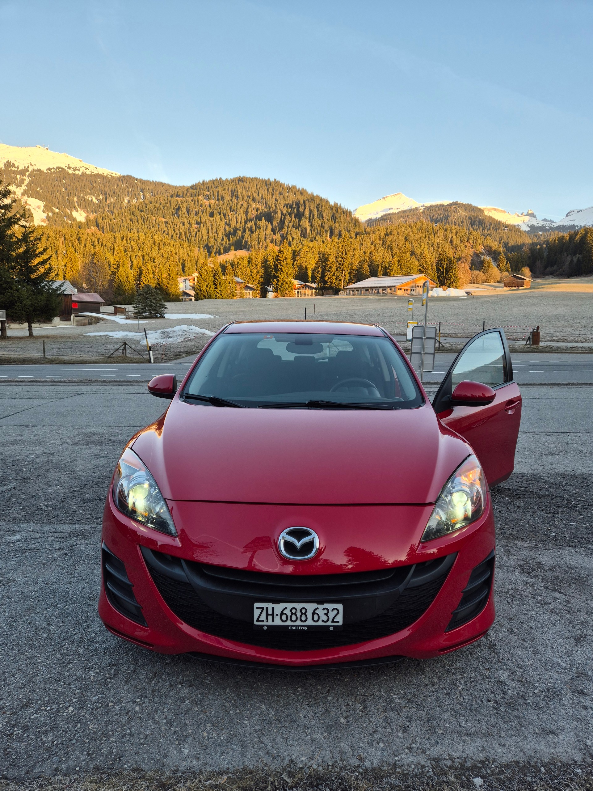 MAZDA 1.6 Exclusive-image-0
