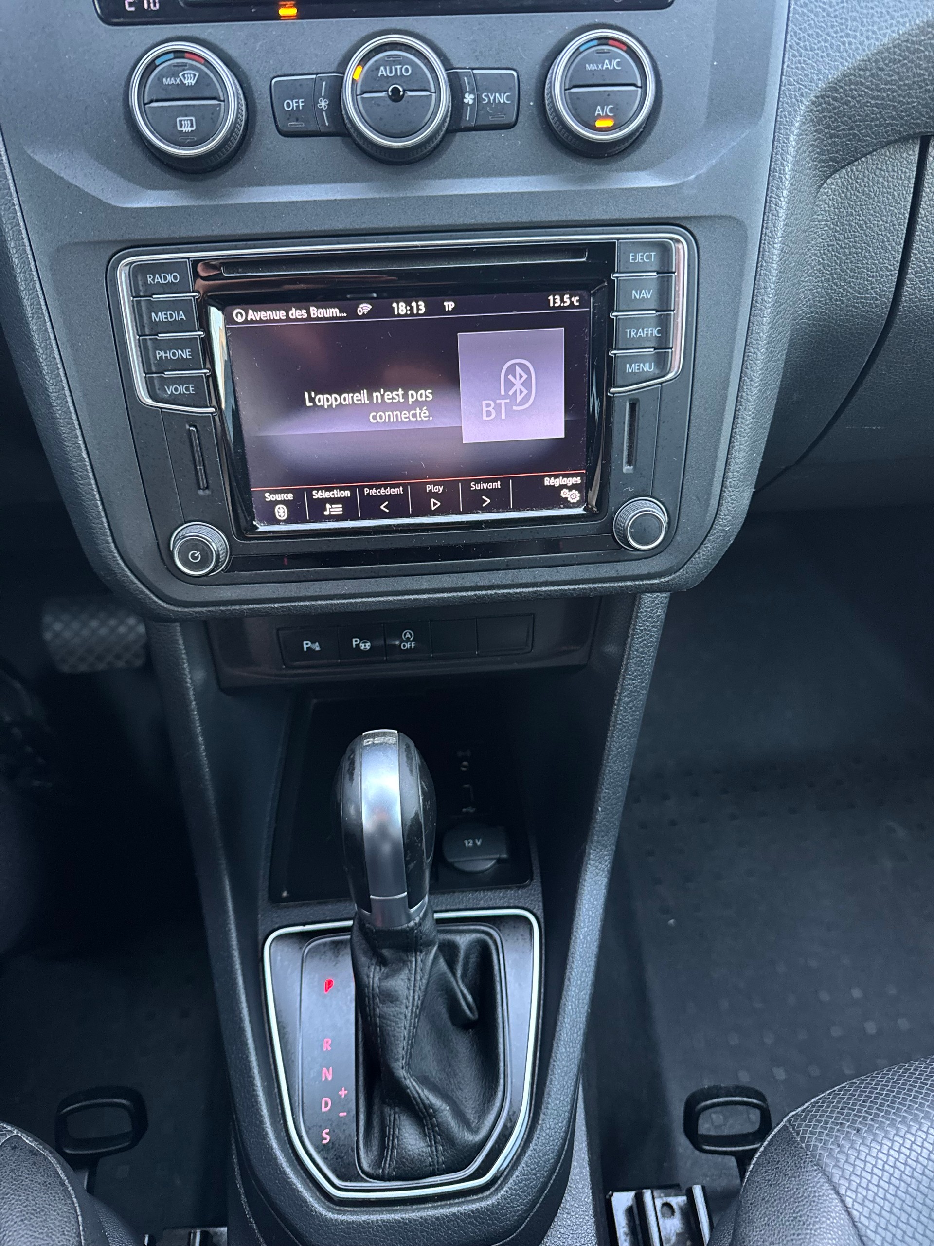 VW Caddy Maxi 2.0TDI BlueMotion Technology DSG-image-9